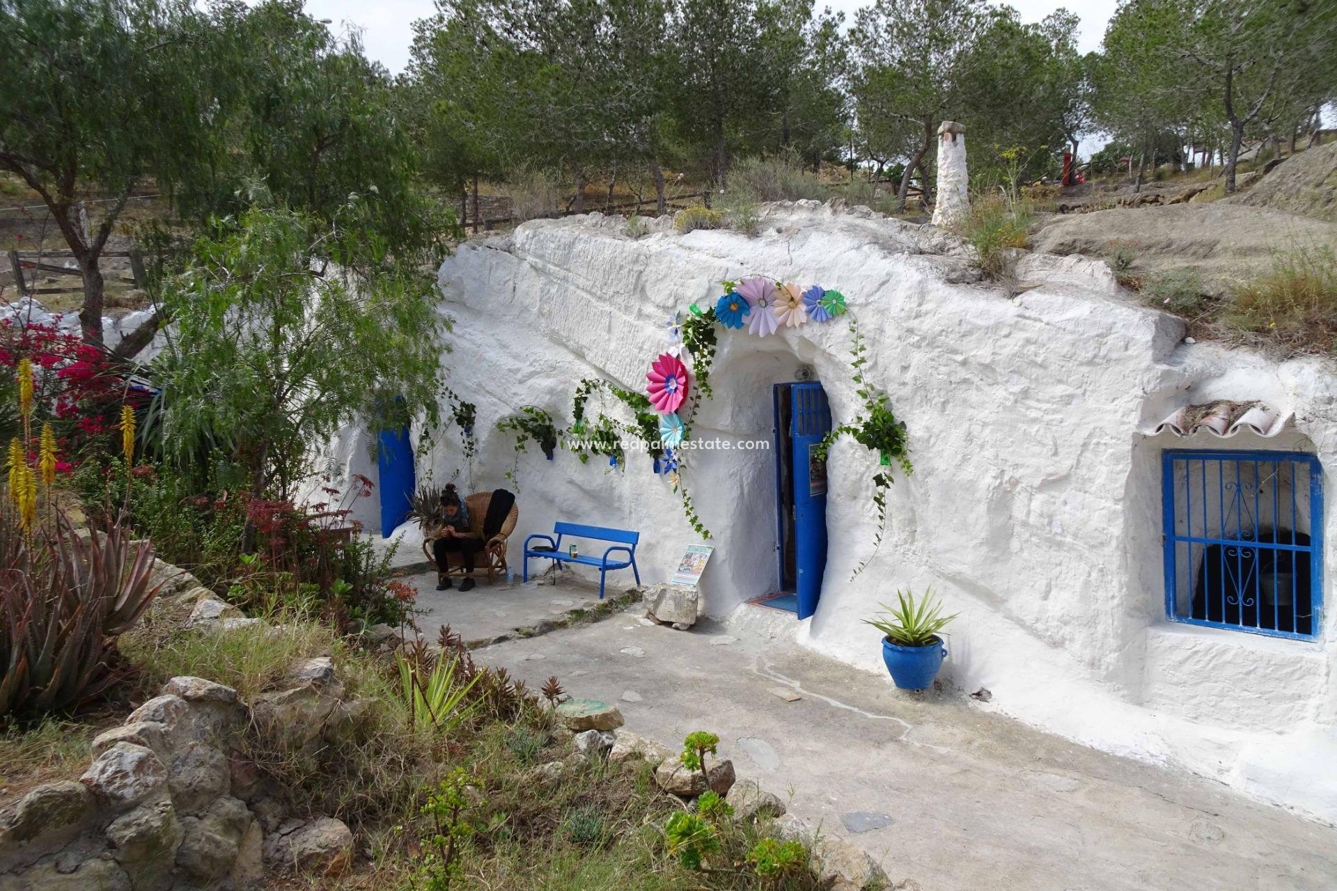 Obra nueva - Villa independiente -
Ciudad quesada - Pueblo Lucero