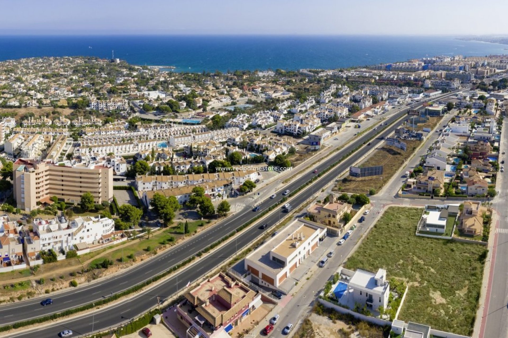 Obra nueva - Villa independiente -
Orihuela Costa - La Zenia