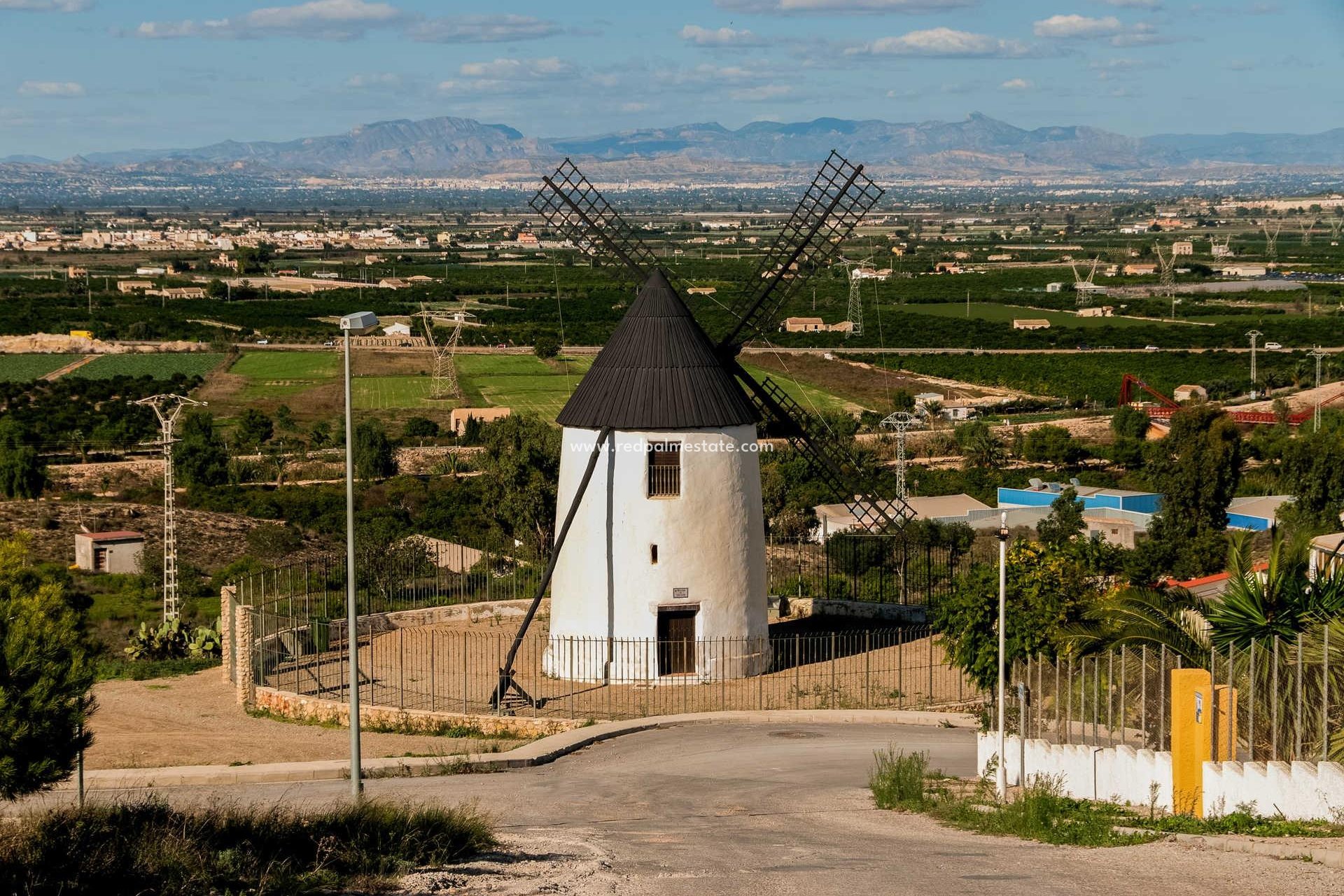 Obra nueva - Villa independiente -
Rojales - Benimar