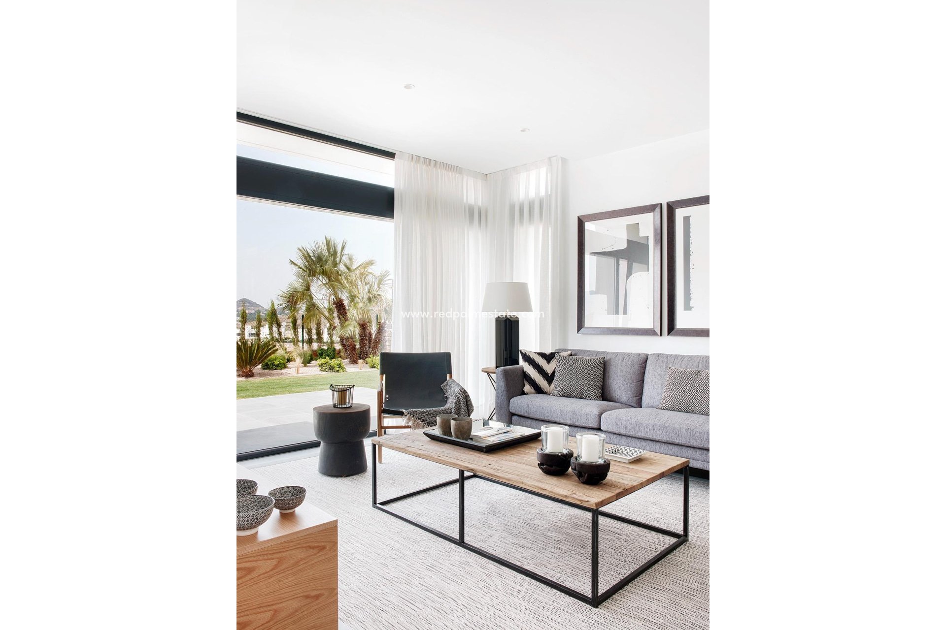 Obra nueva - Villa -
La Manga