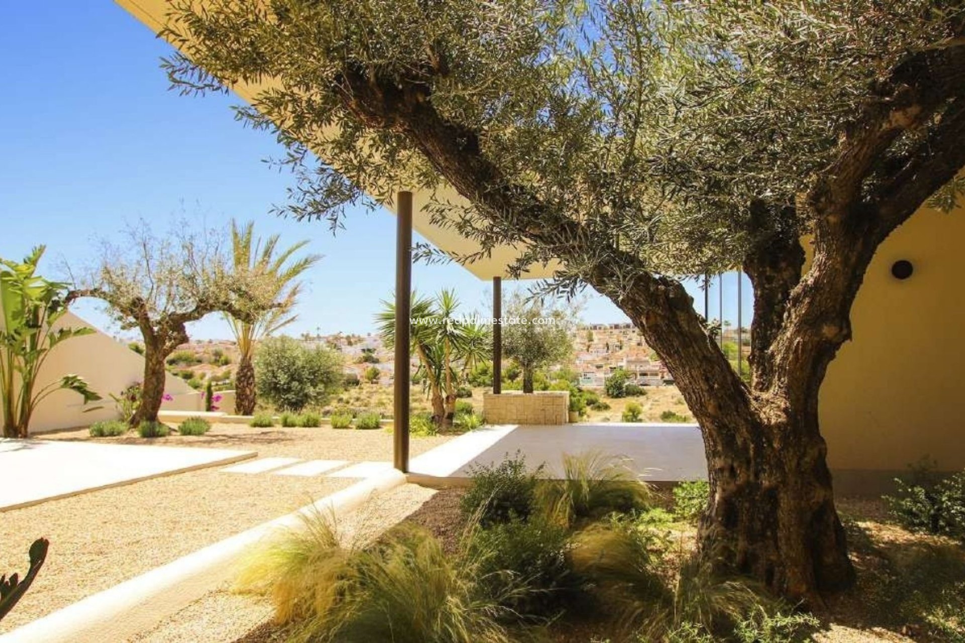 Obra nueva - Villa -
La Marina