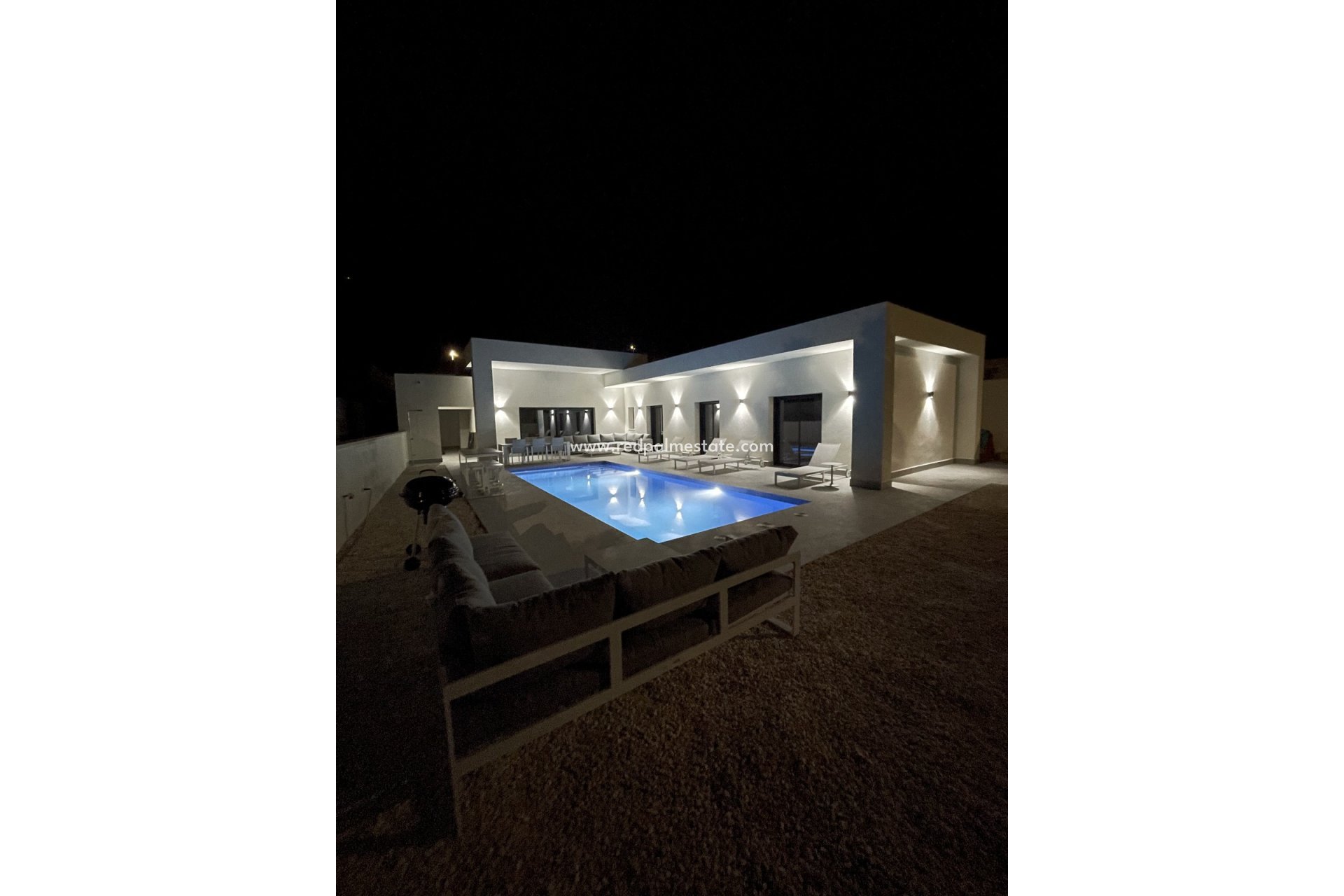 Obra nueva - Villa -
La Romana