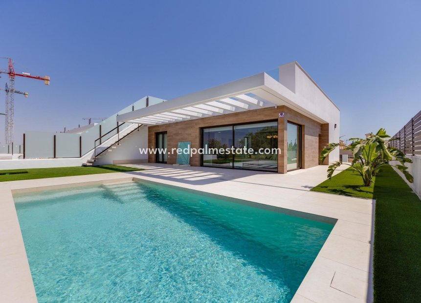 Obra nueva - Villa -
Los Alczares - La Serena Golf