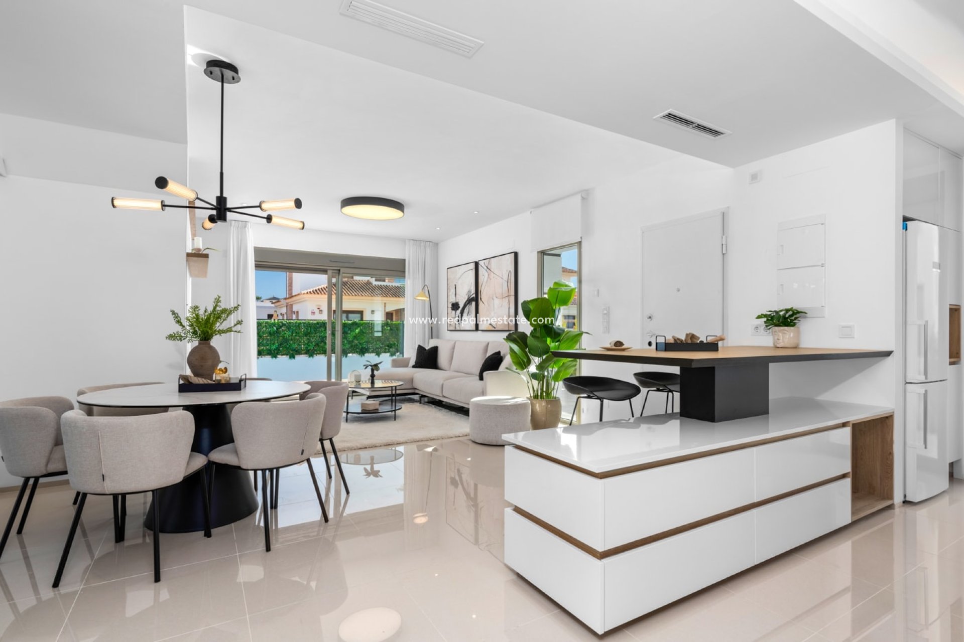 Obra nueva - Villa -
Los Alczares - Los Alcazares