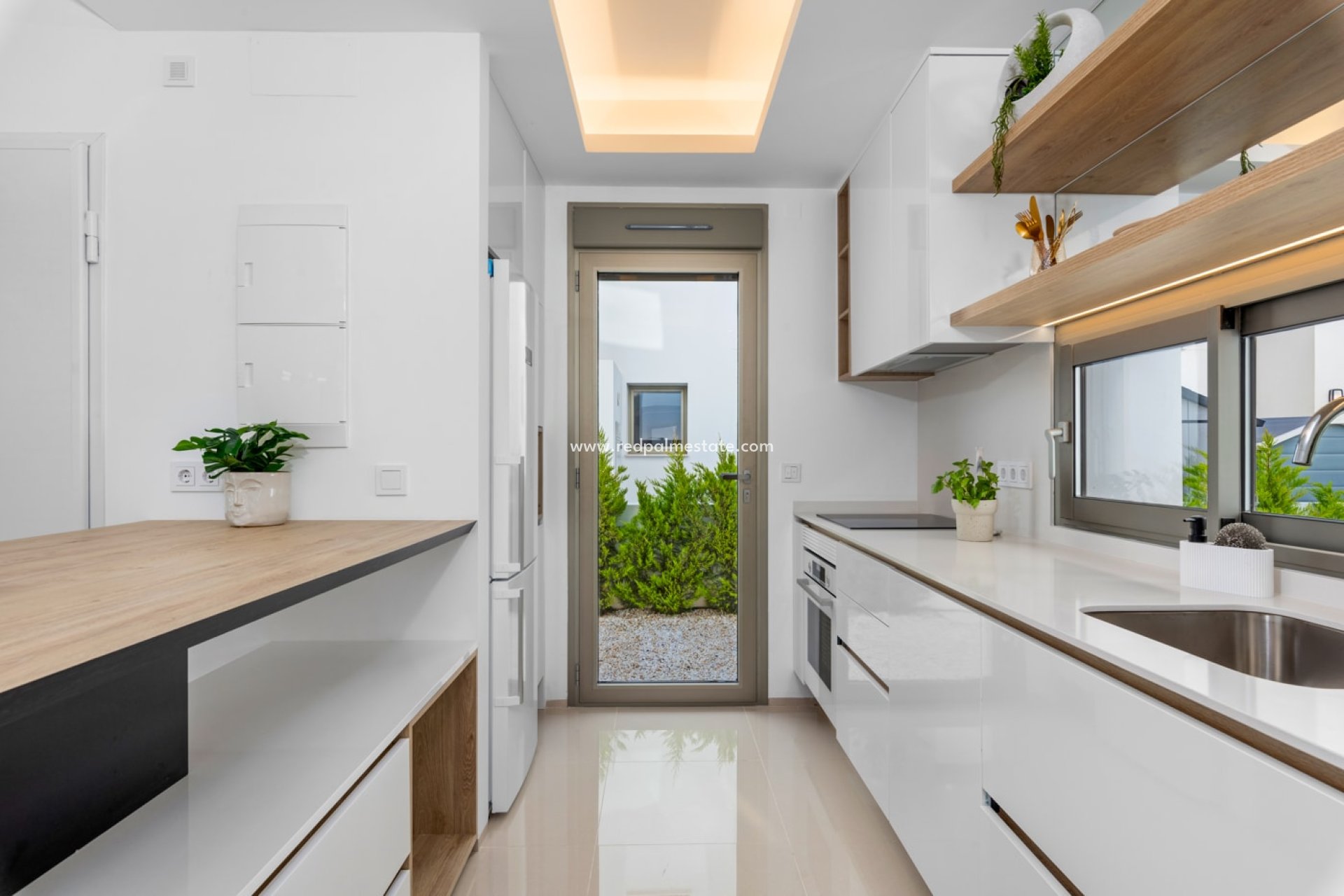 Obra nueva - Villa -
Los Alczares - Los Alcazares