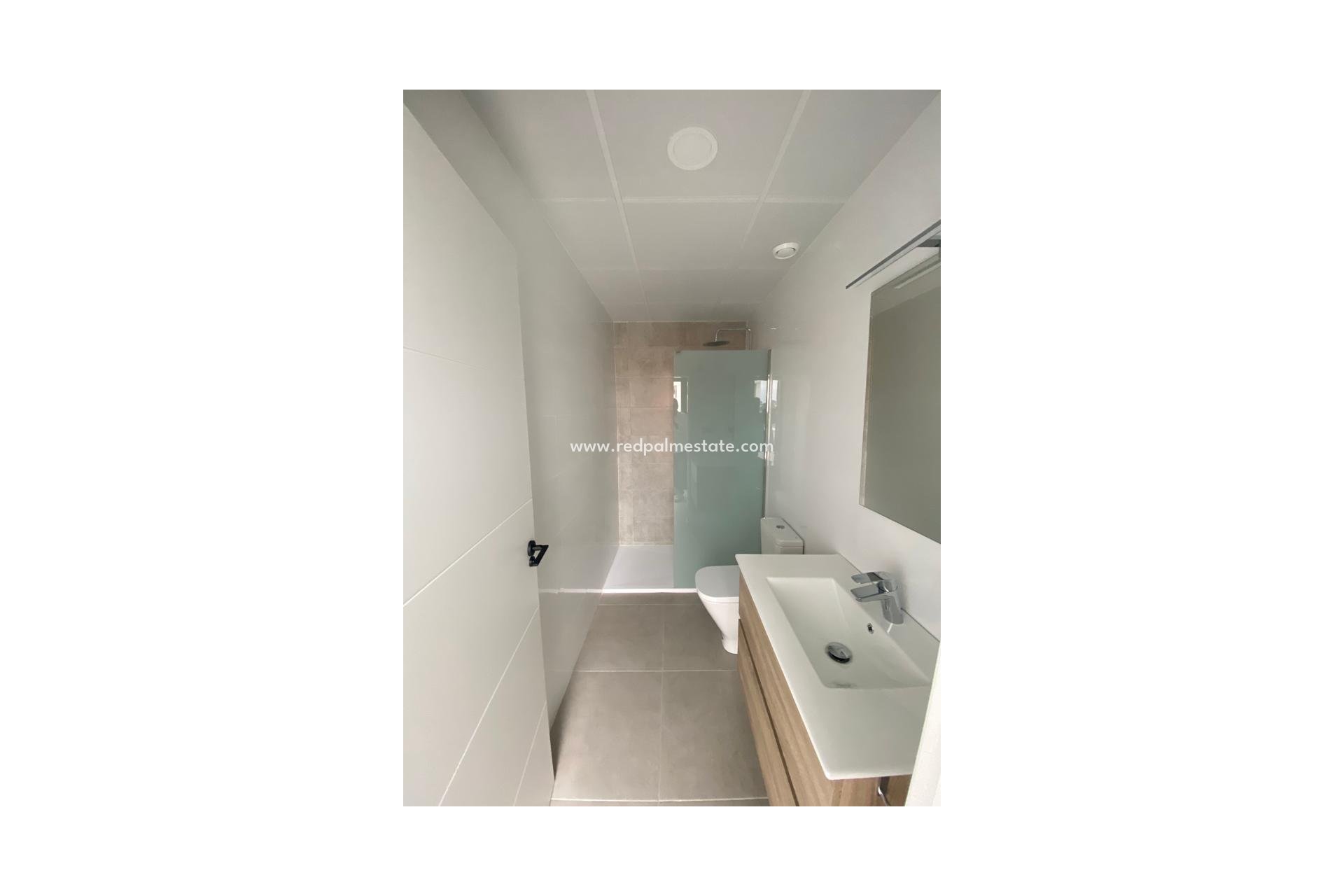 Obra nueva - Villa -
Los Alczares - Los Alcazares