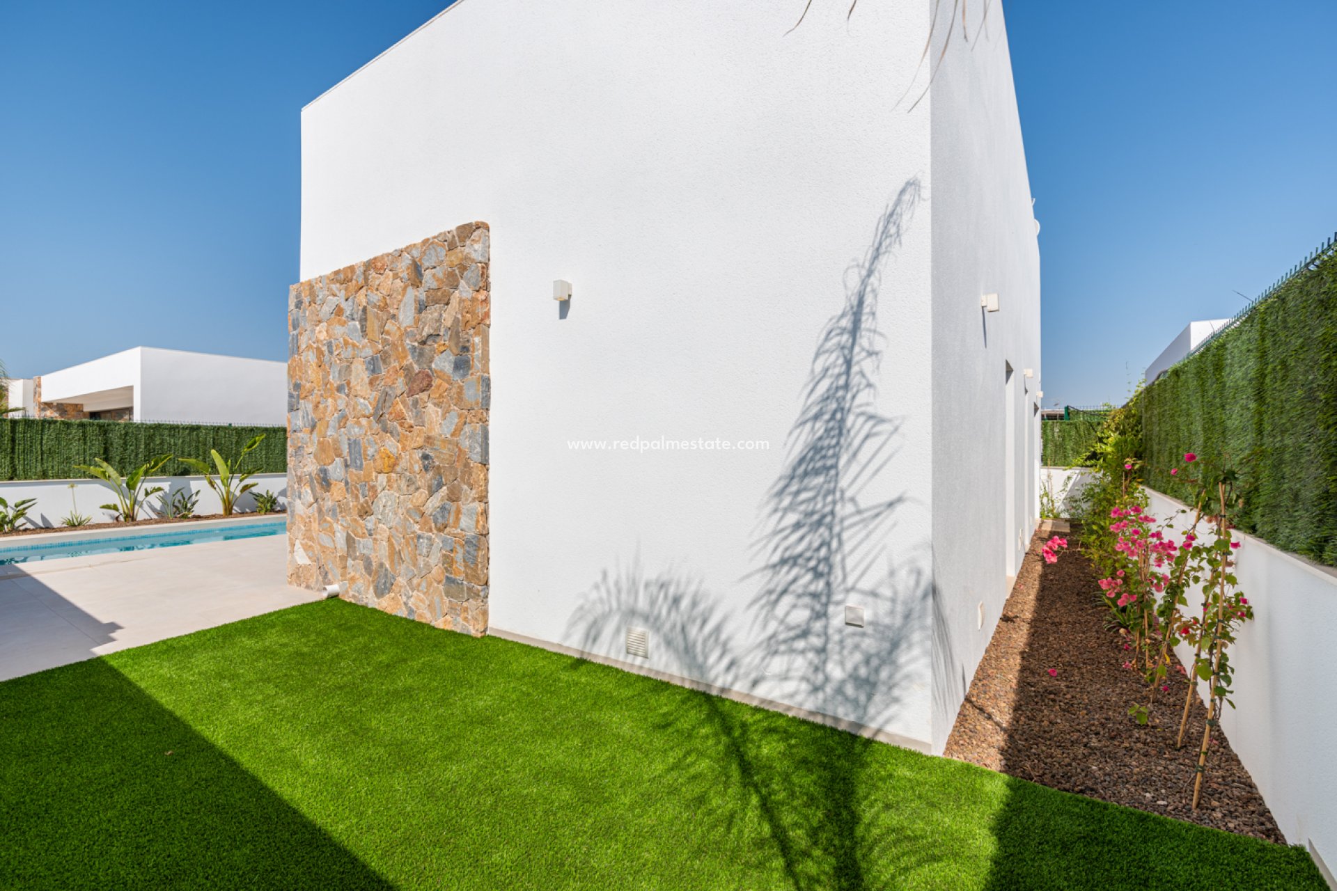 Obra nueva - Villa -
Los Alczares - Los Alcazares
