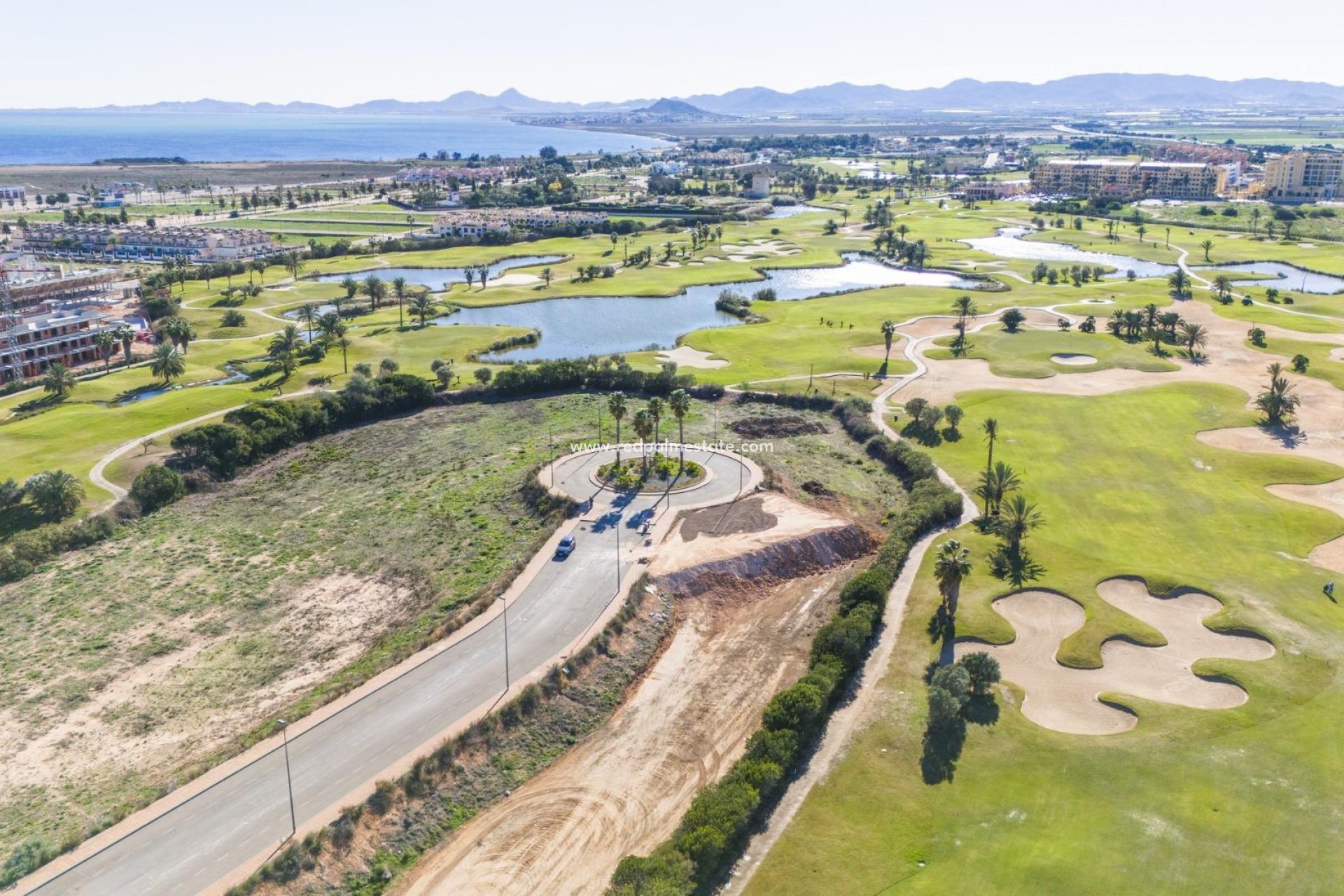 Obra nueva - Villa -
Los Alczares - Serena Golf