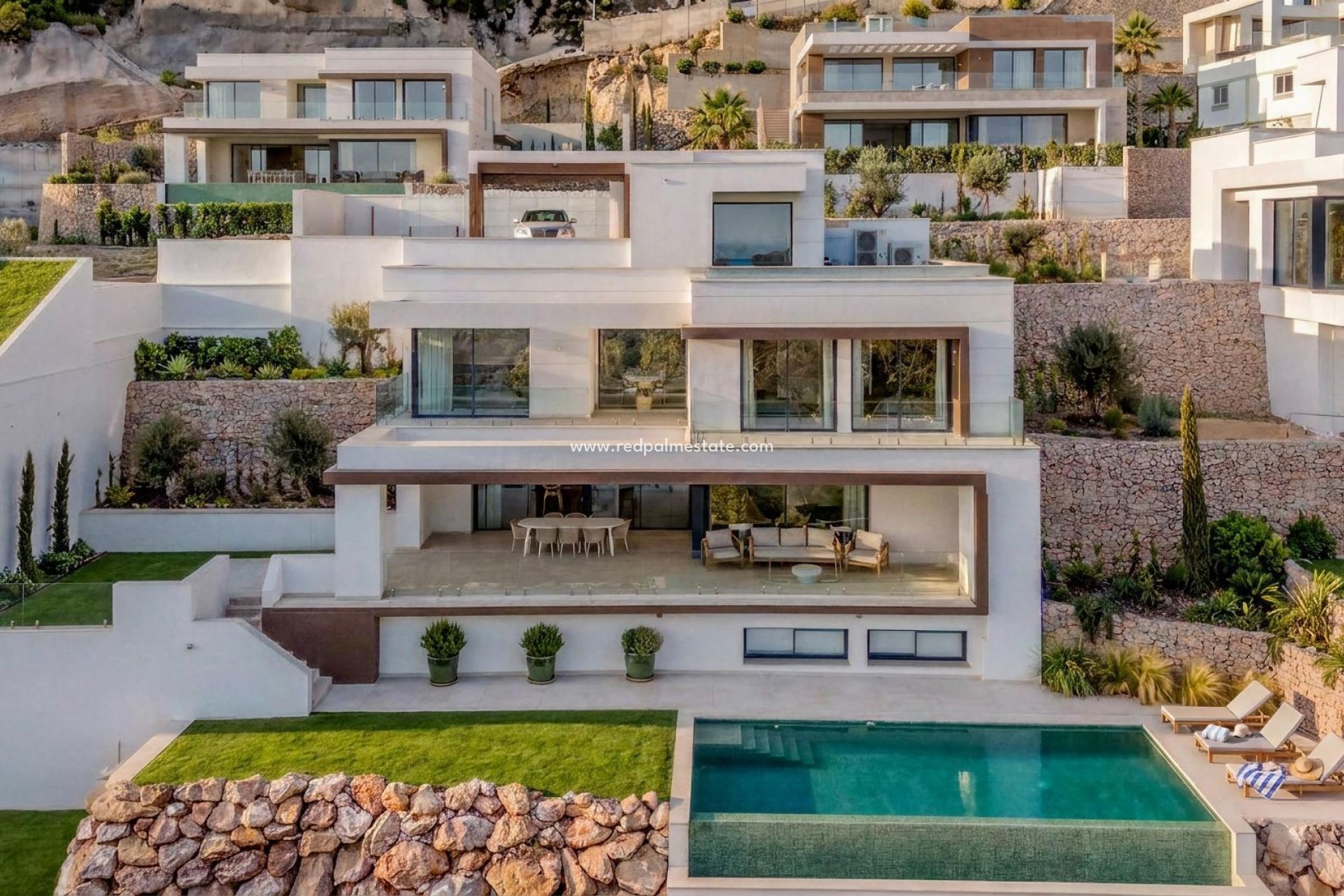 Obra nueva - Villa -
Málaga - Málaga Este