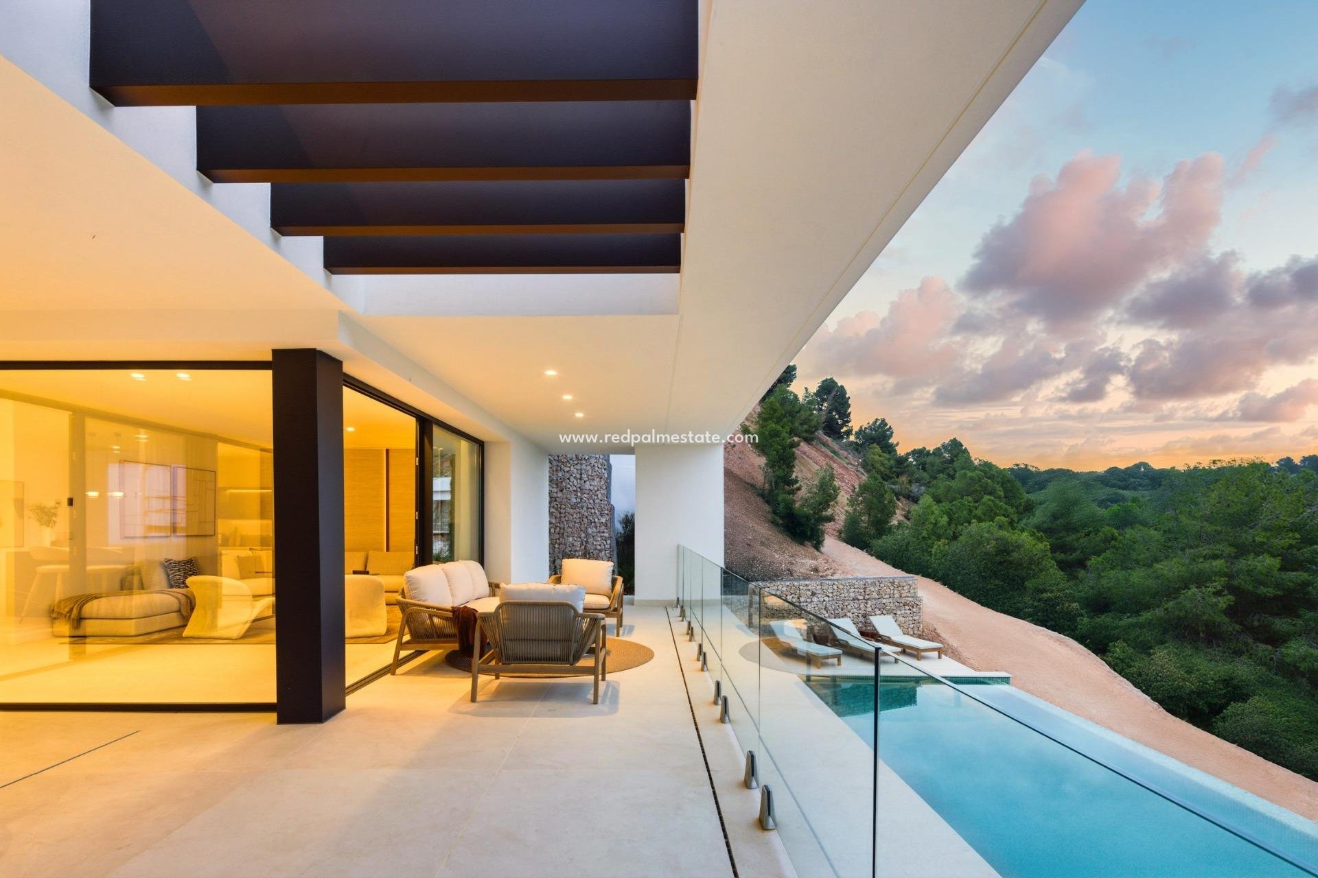 Obra nueva - Villa -
Málaga - Málaga Este