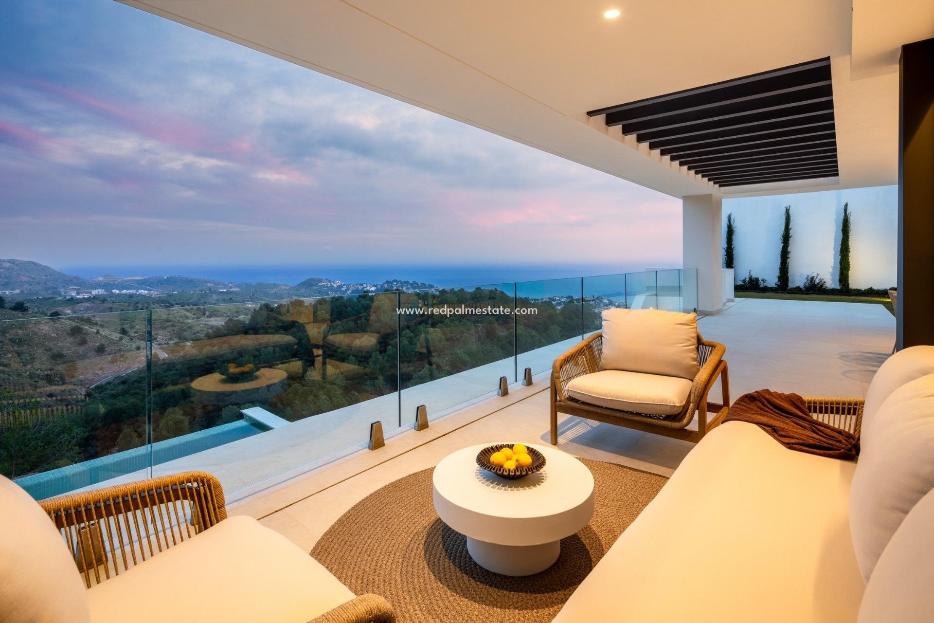 Obra nueva - Villa -
Málaga - Málaga Este