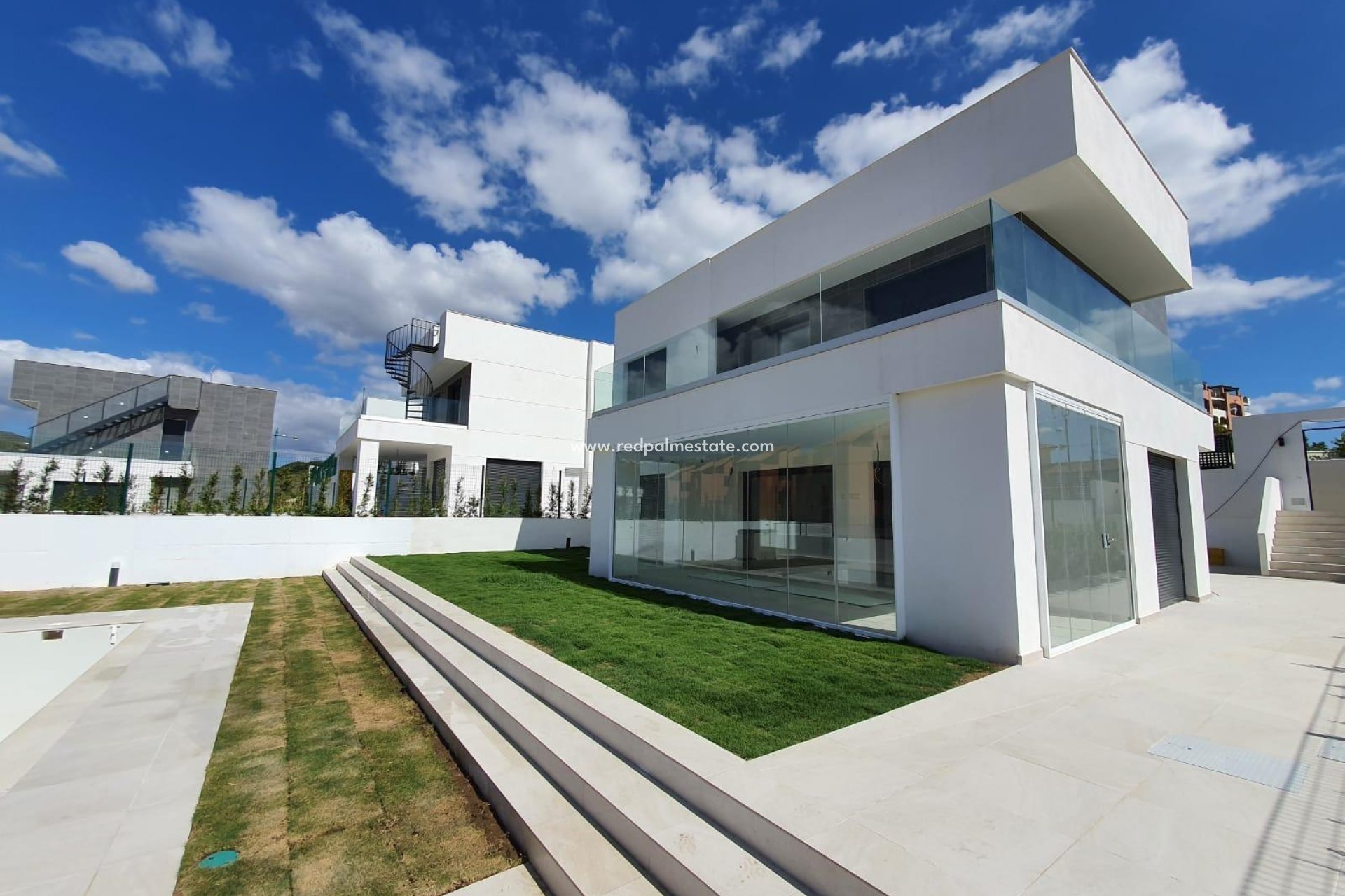 Obra nueva - Villa -
Manilva - La Duquesa