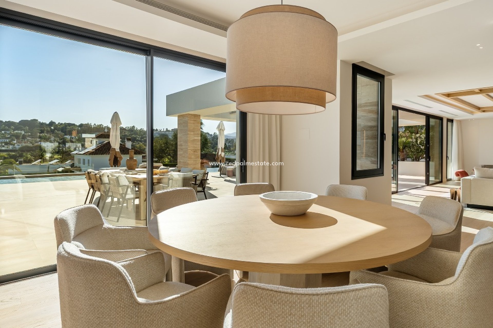 Obra nueva - Villa -
Marbella