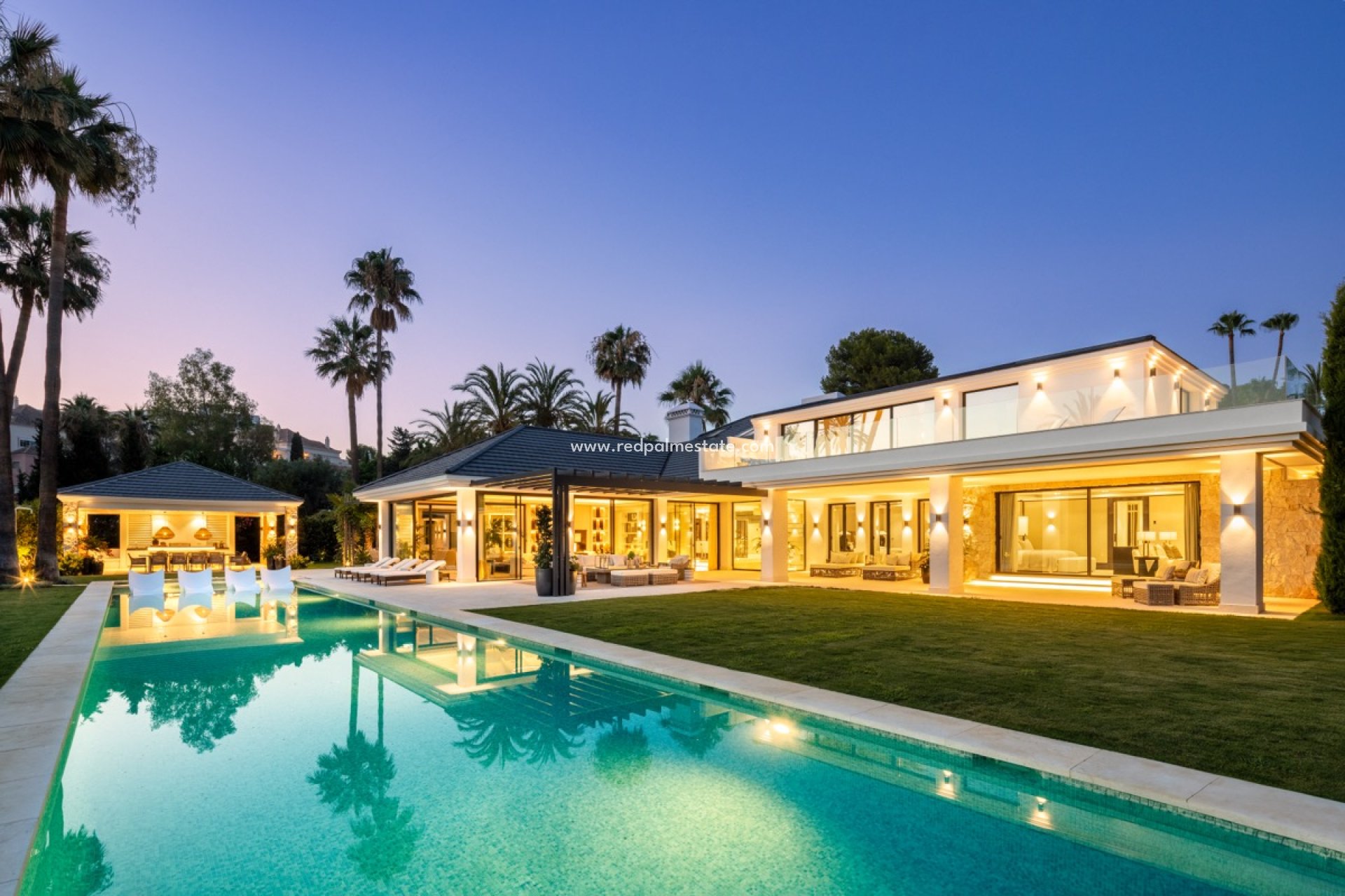 Obra nueva - Villa -
Marbella