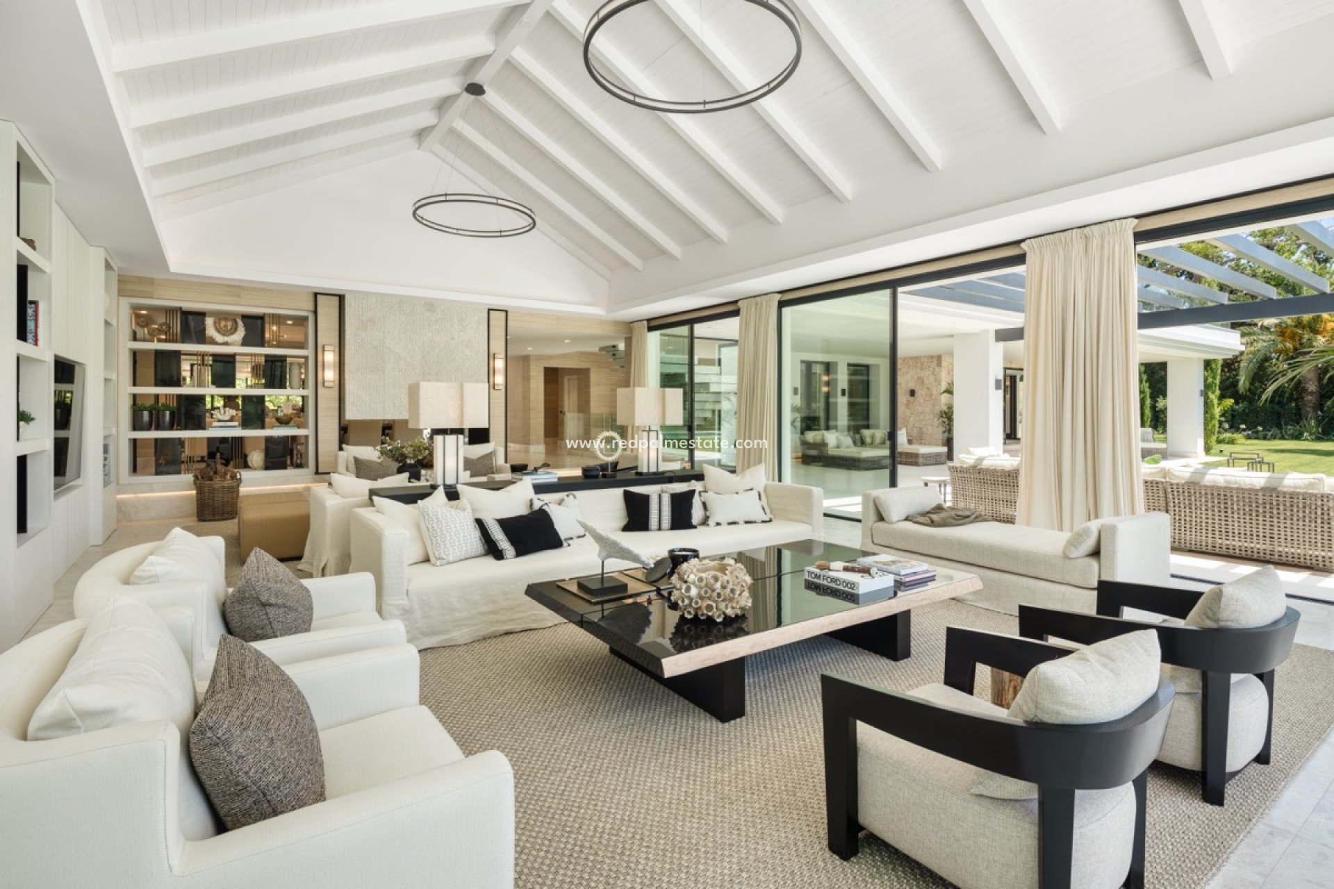 Obra nueva - Villa -
Marbella