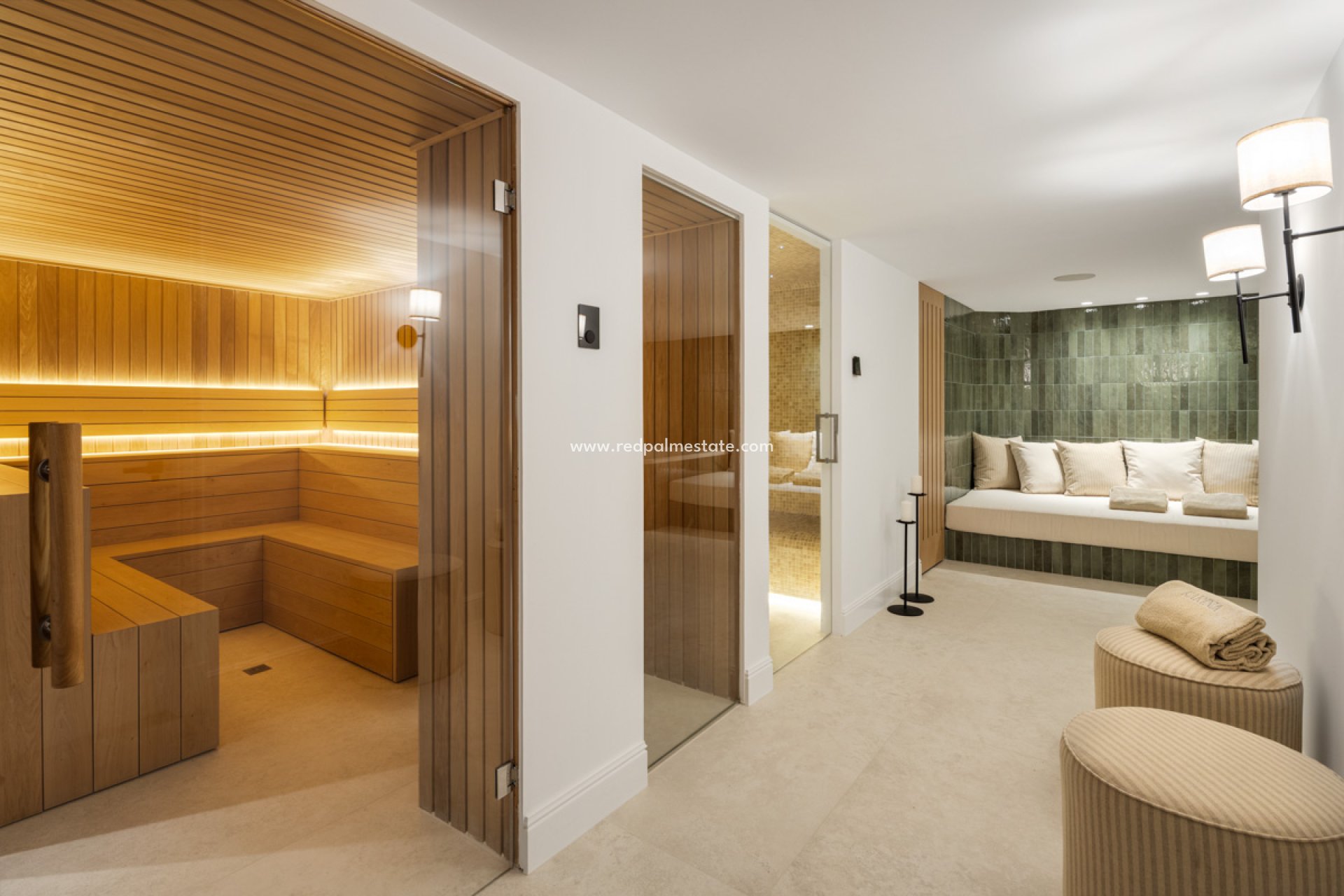Obra nueva - Villa -
Marbella