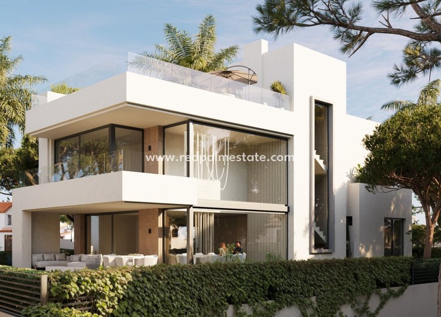 Obra nueva - Villa -
Marbella