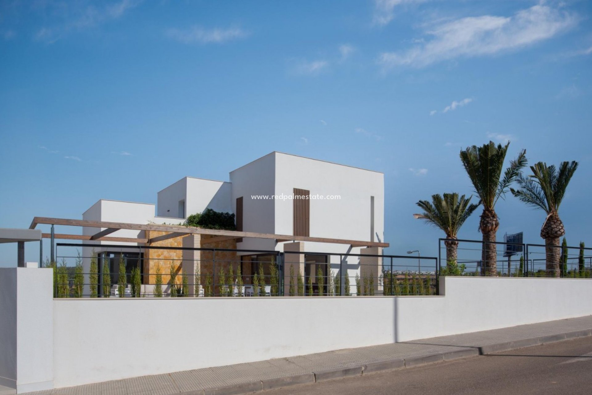 Obra nueva - Villa -
Orihuela Costa - Campoamor