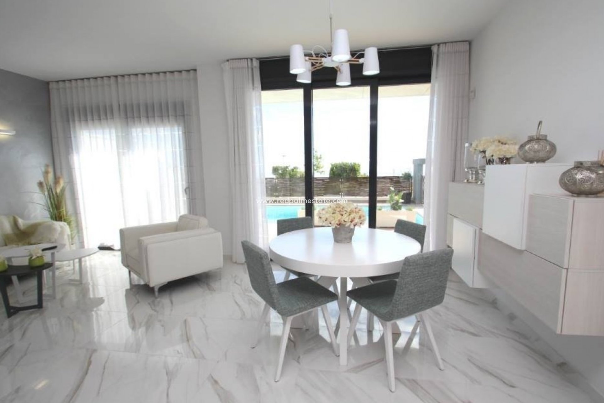 Obra nueva - Villa -
Orihuela Costa - Campoamor