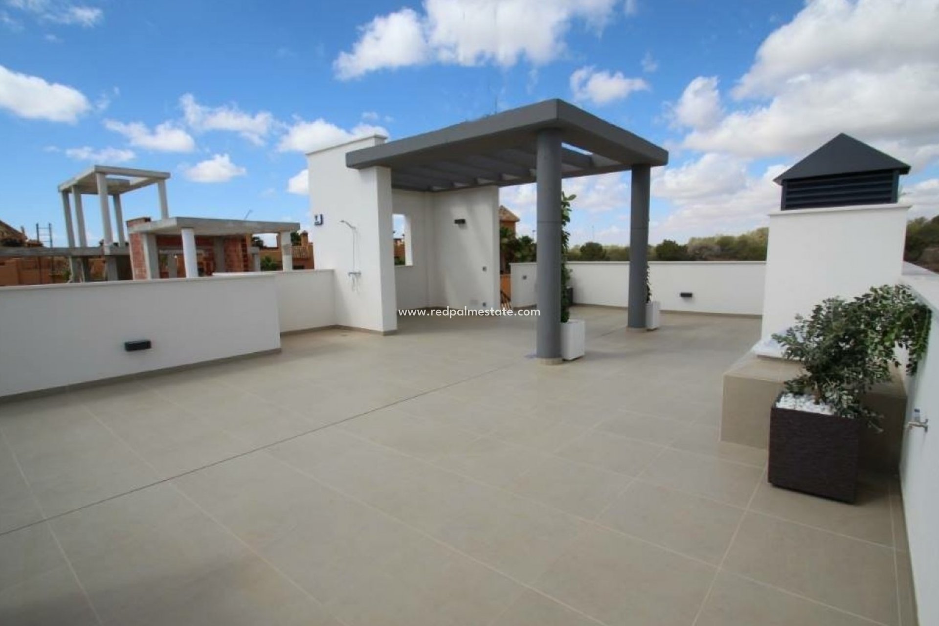 Obra nueva - Villa -
Orihuela Costa - Campoamor