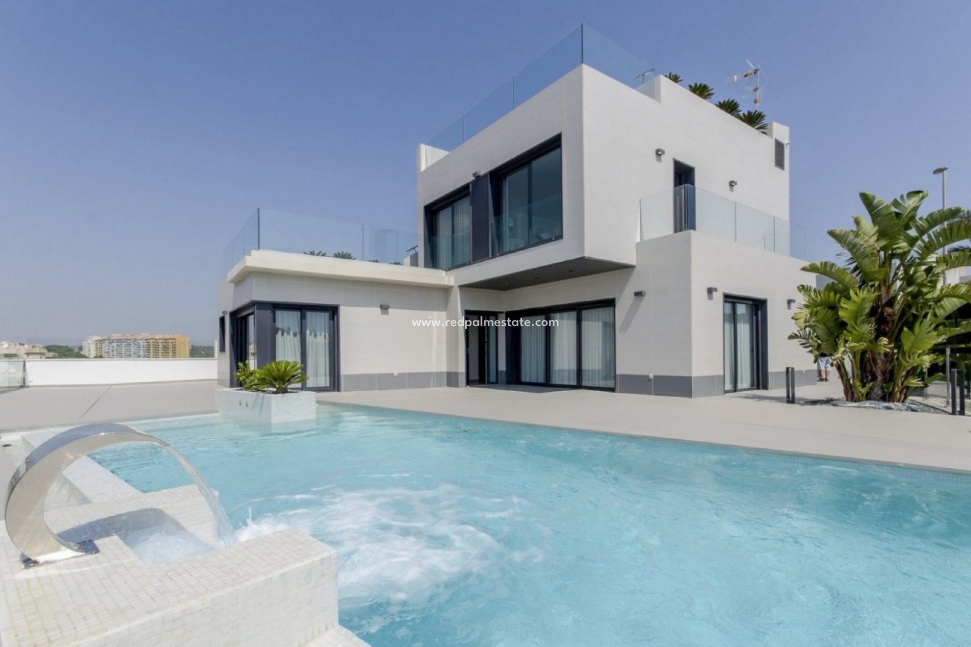 Obra nueva - Villa -
Orihuela Costa - Campoamor