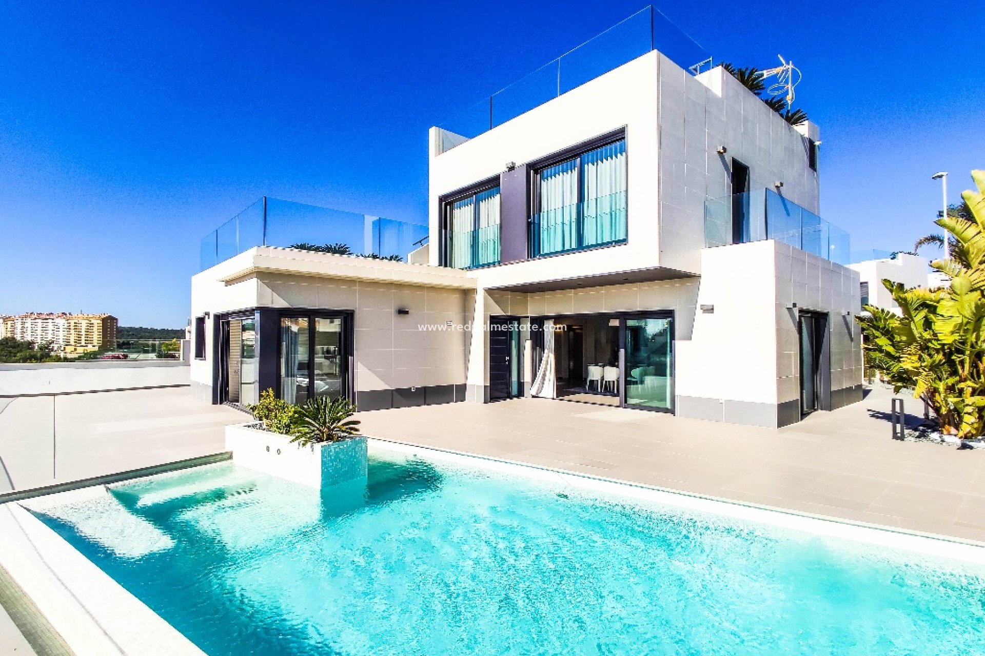 Obra nueva - Villa -
Orihuela Costa - Dehesa de campoamor