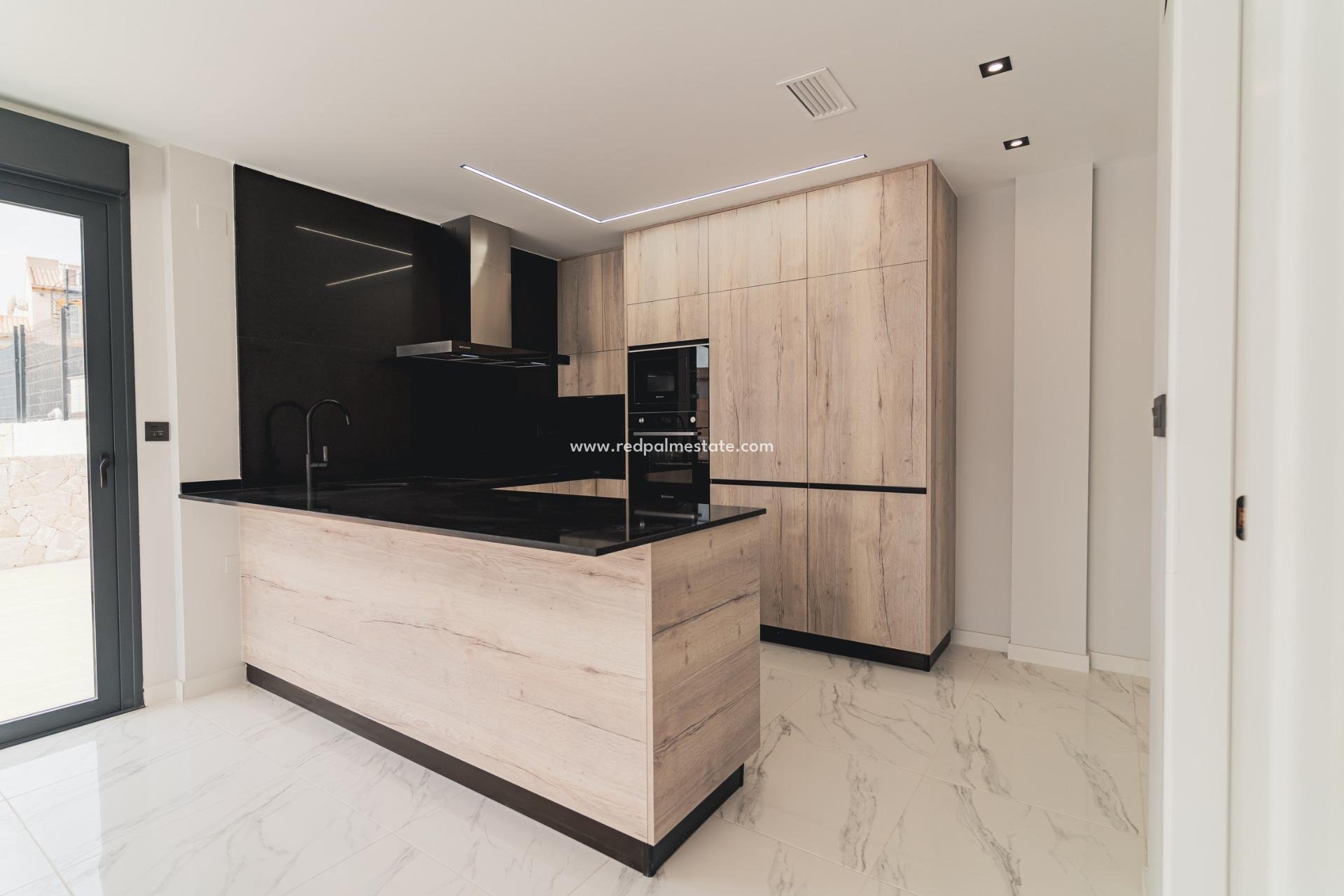 Obra nueva - Villa -
Orihuela Costa - Punta prima