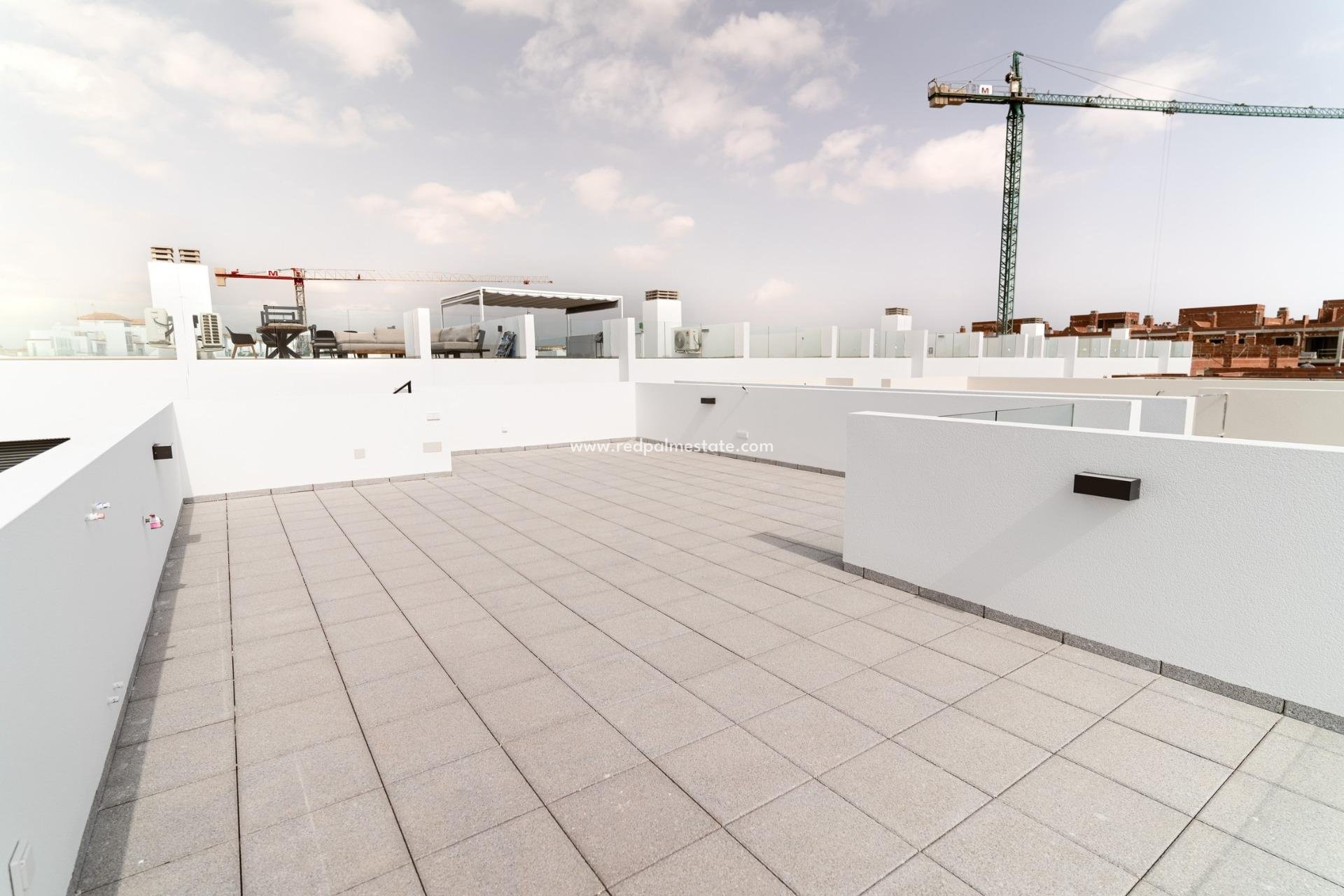 Obra nueva - Villa -
Orihuela Costa - Punta prima