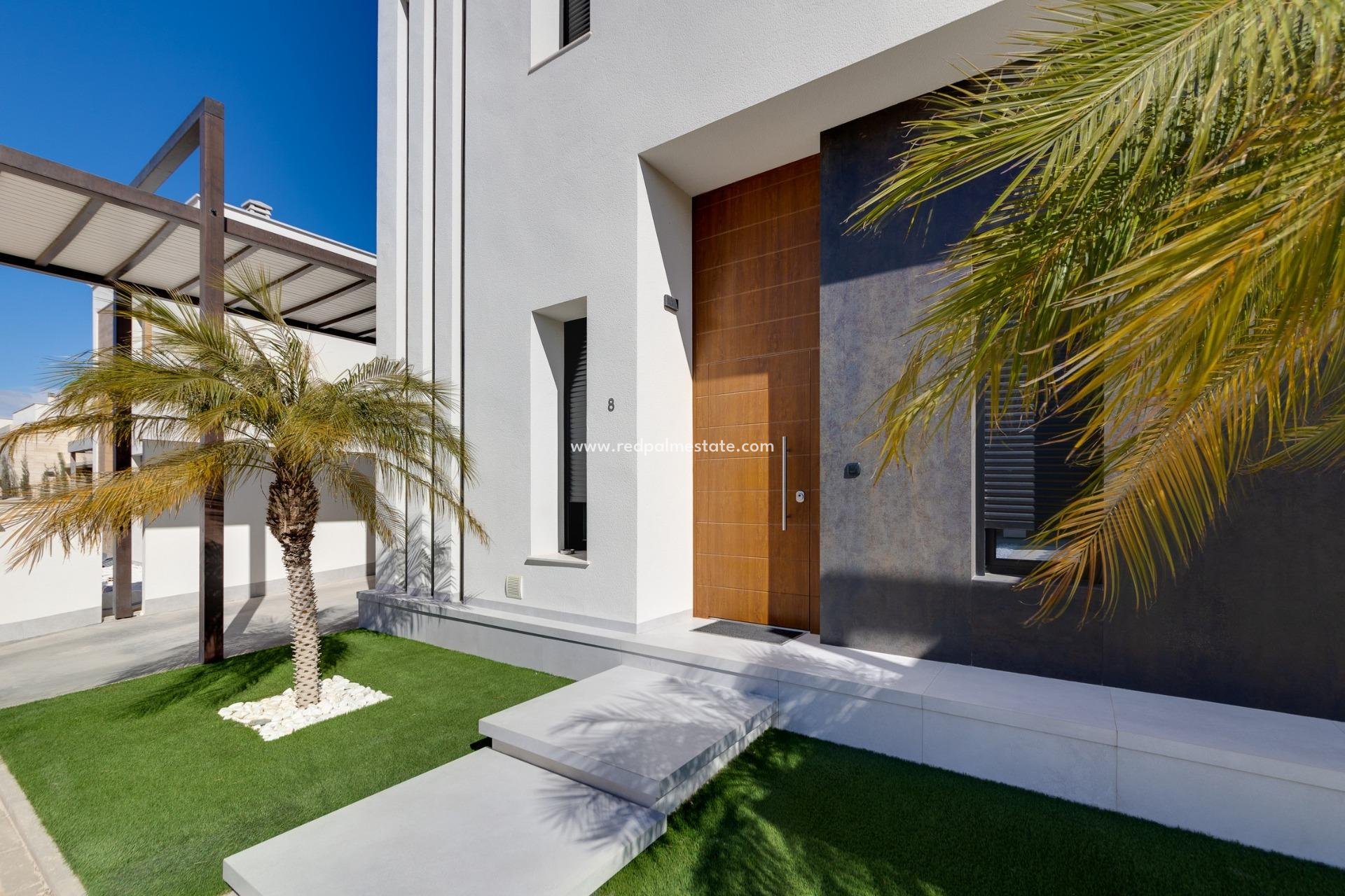 Obra nueva - Villa -
Pilar de la Horadada - Lo romero golf