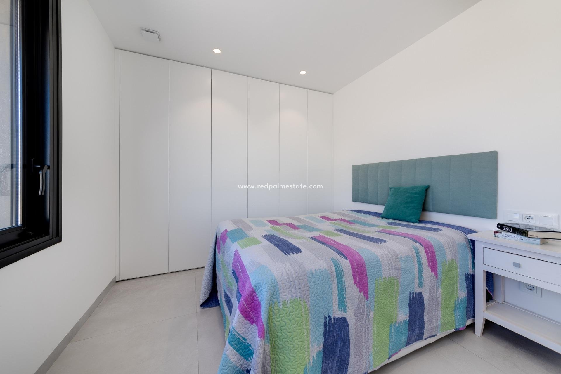 Obra nueva - Villa -
Pilar de la Horadada - Lo romero golf