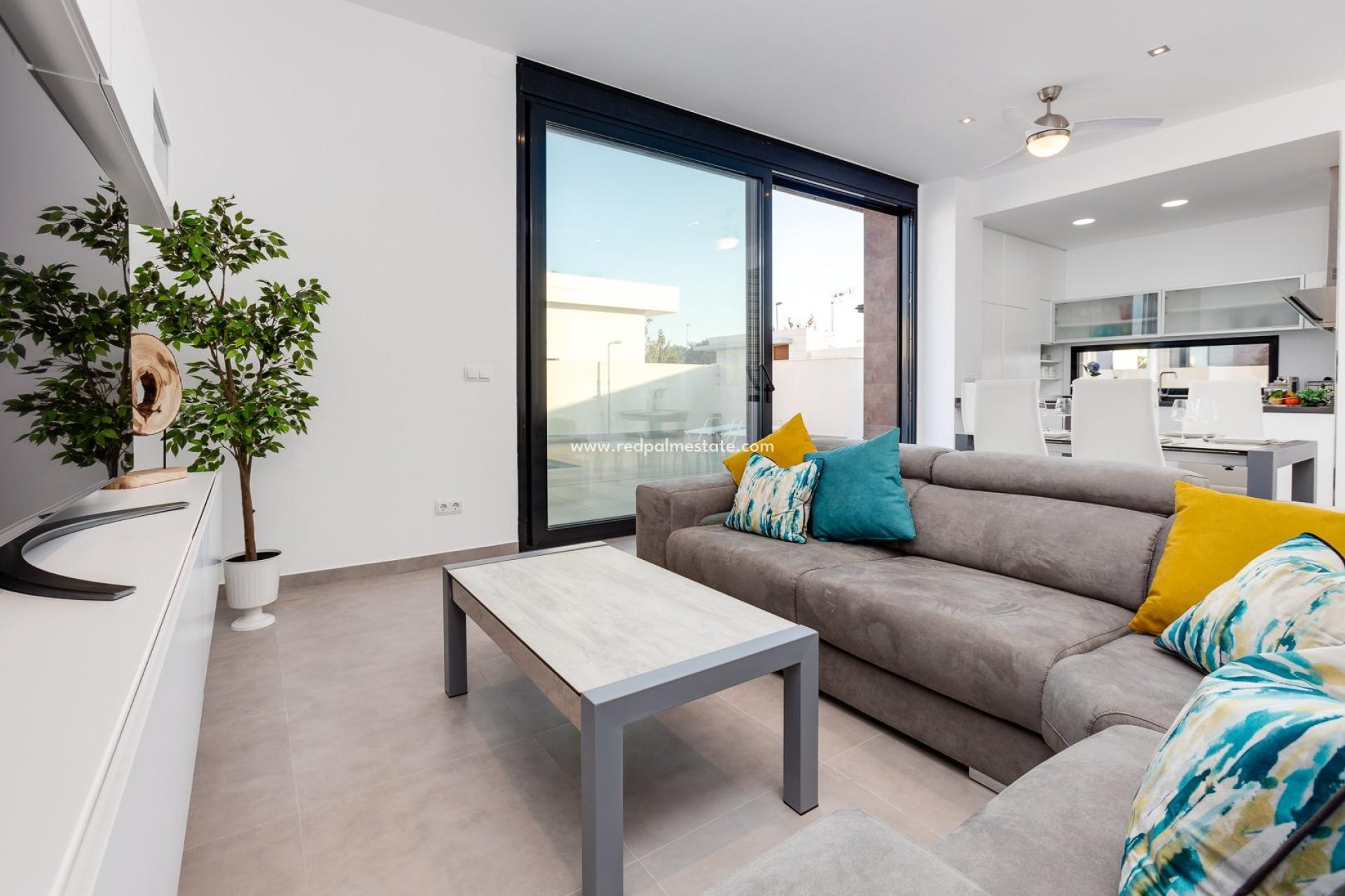 Obra nueva - Villa -
Pilar de la Horadada