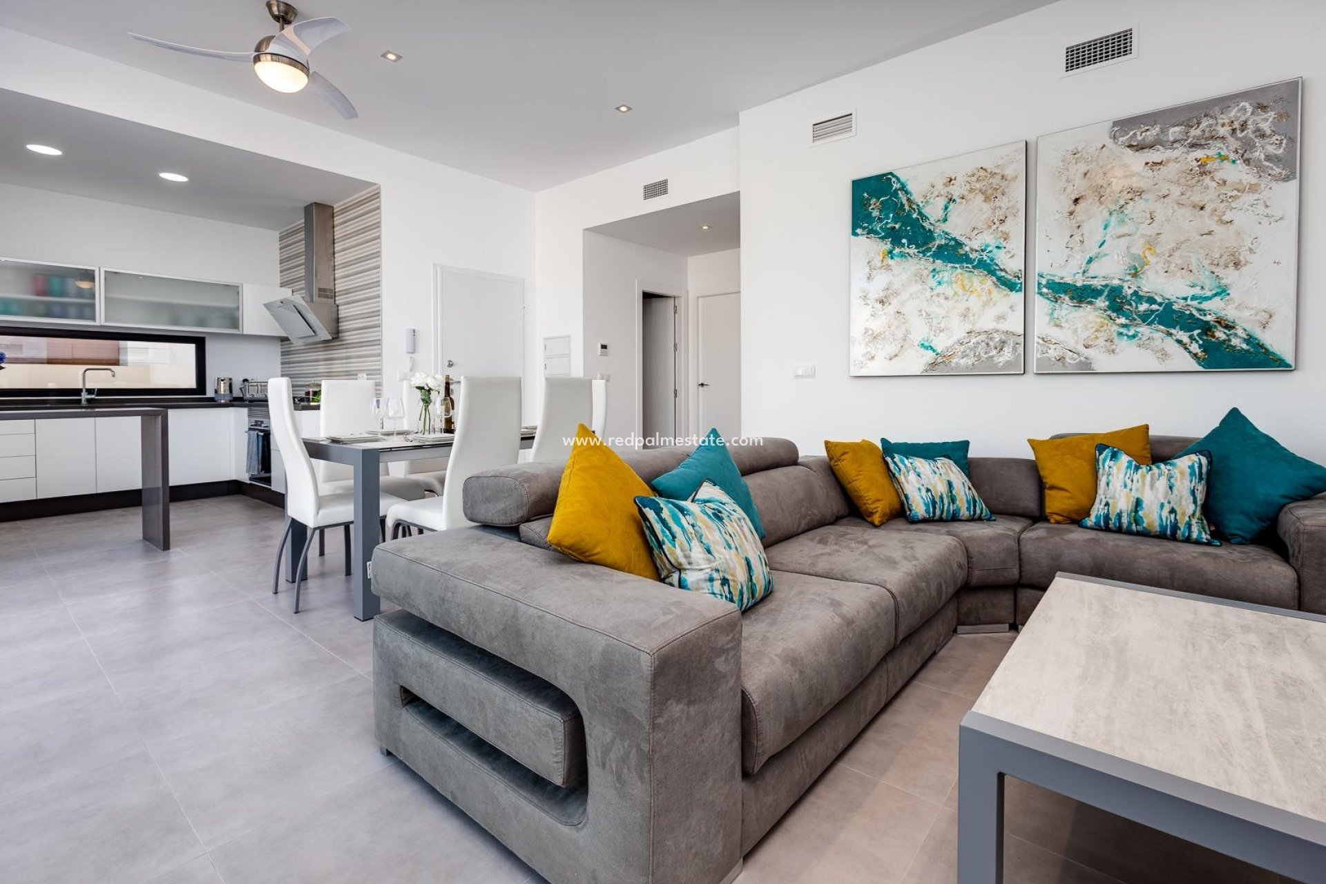 Obra nueva - Villa -
Pilar de la Horadada