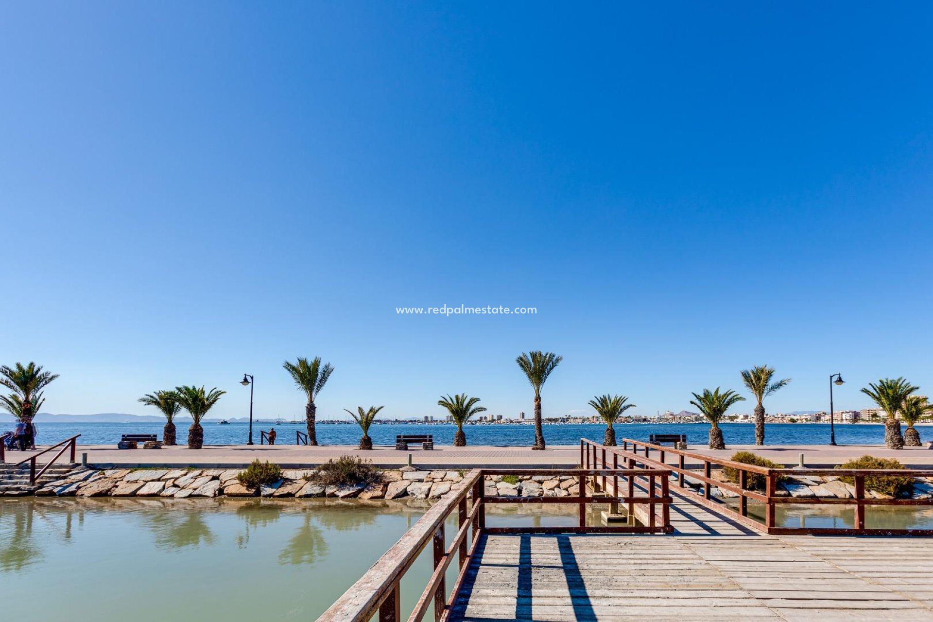 Obra nueva - Villa -
Pilar de la Horadada