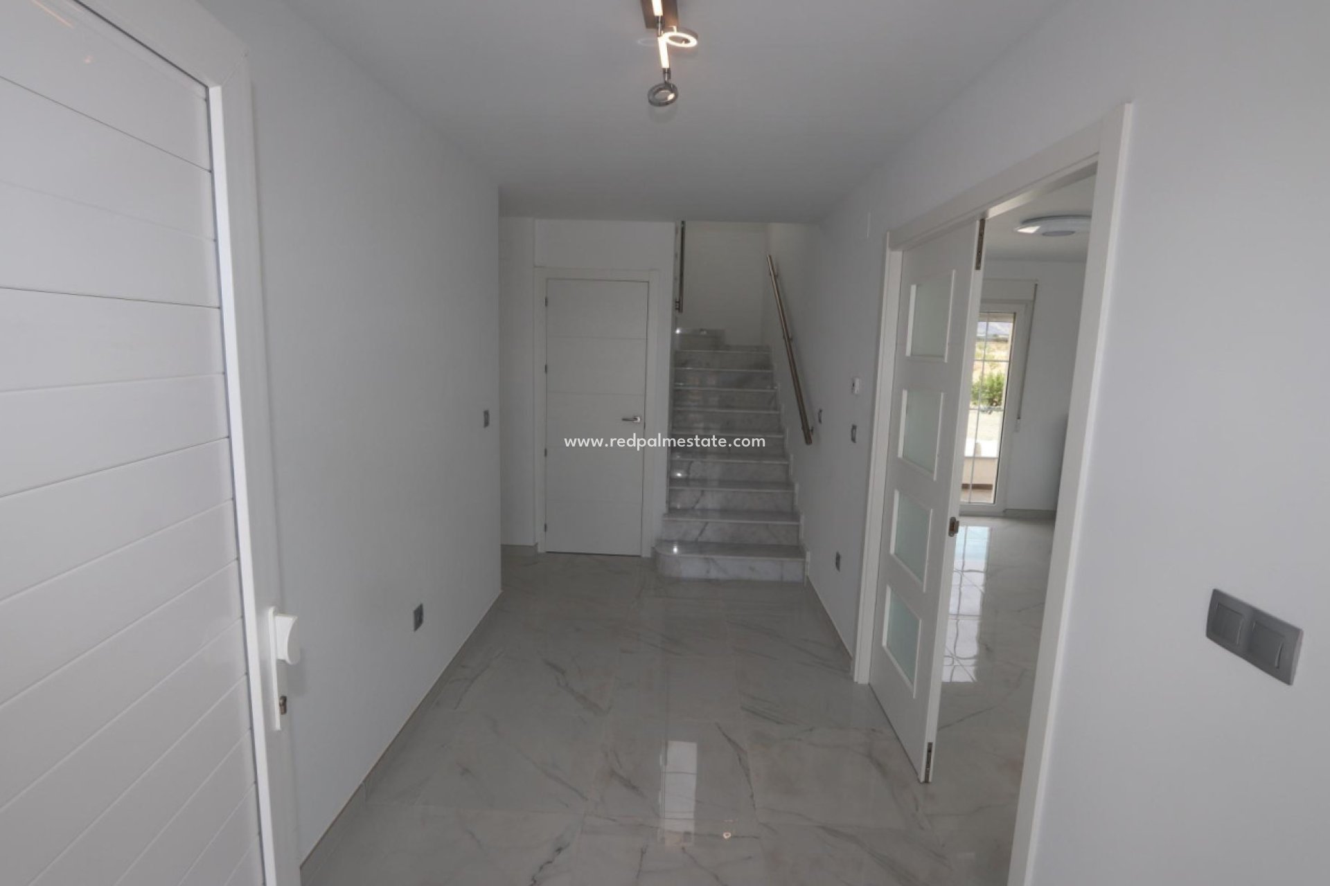 Obra nueva - Villa -
Pinoso - Camino Del Prado