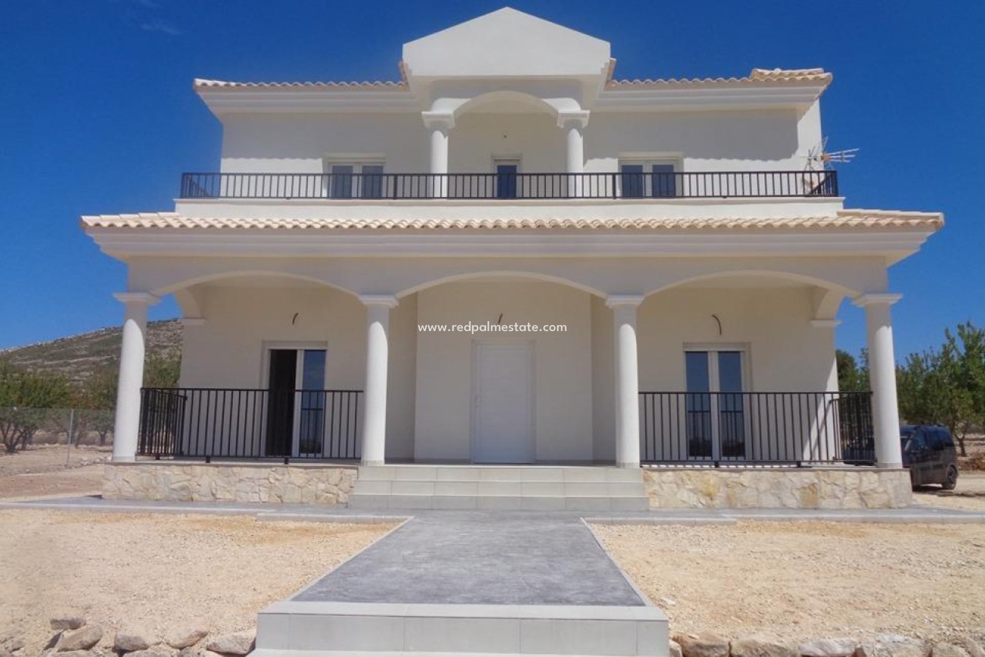 Obra nueva - Villa -
Pinoso - Camino Del Prado