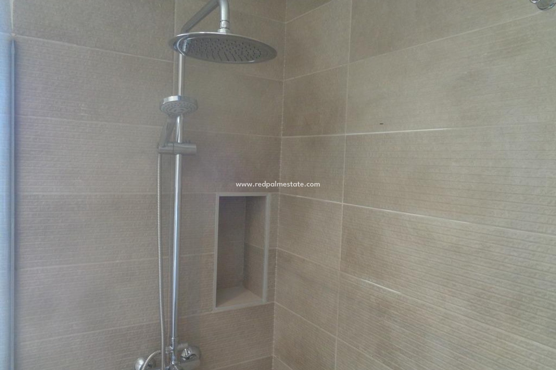 Obra nueva - Villa -
Pinoso - Camino Del Prado