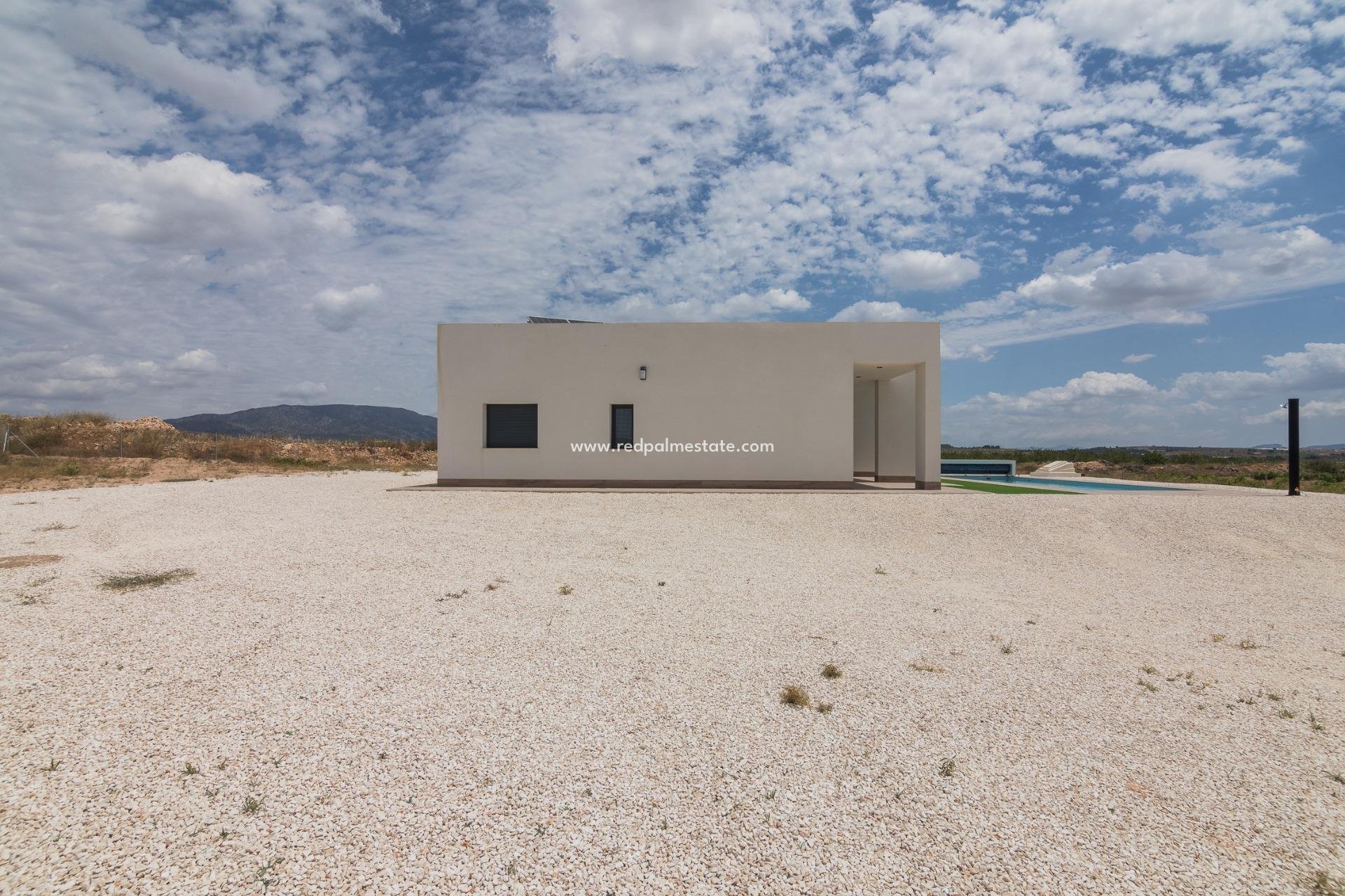 Obra nueva - Villa -
Pinoso - Campo