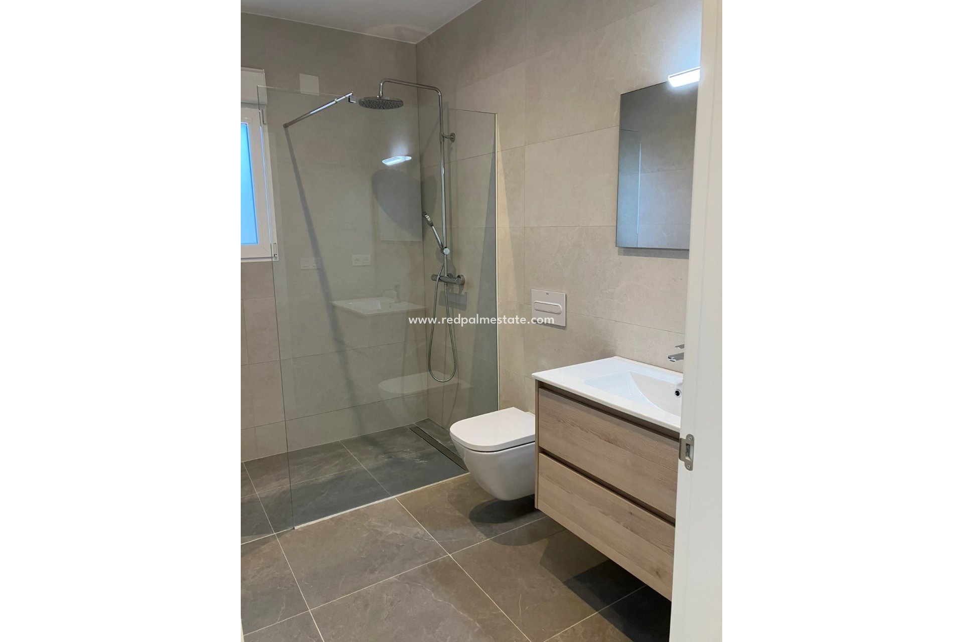 Obra nueva - Villa -
Pinoso