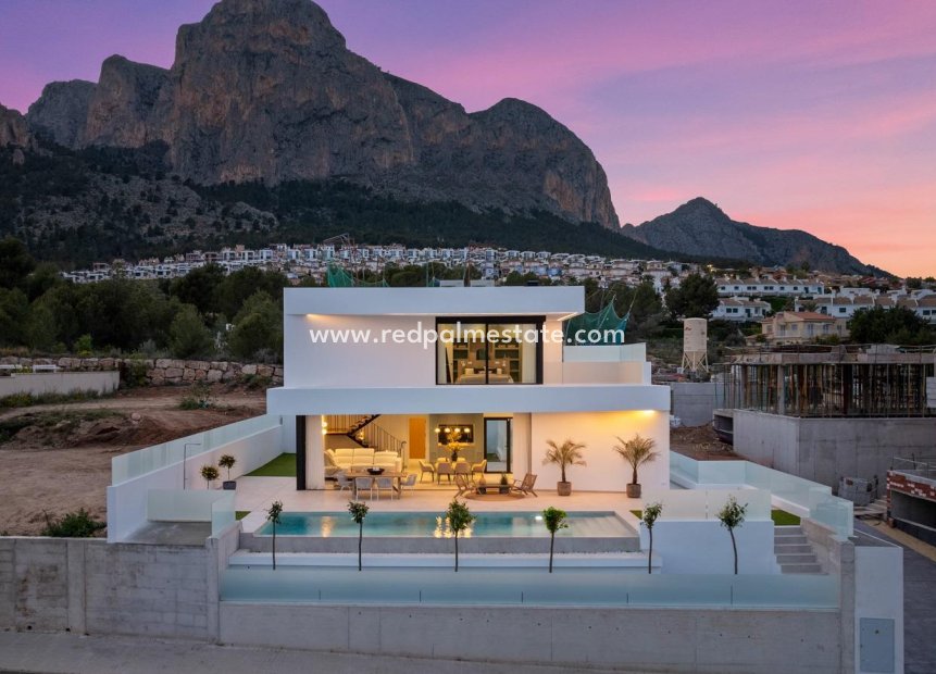 Obra nueva - Villa -
Polop - Urbanizaciones