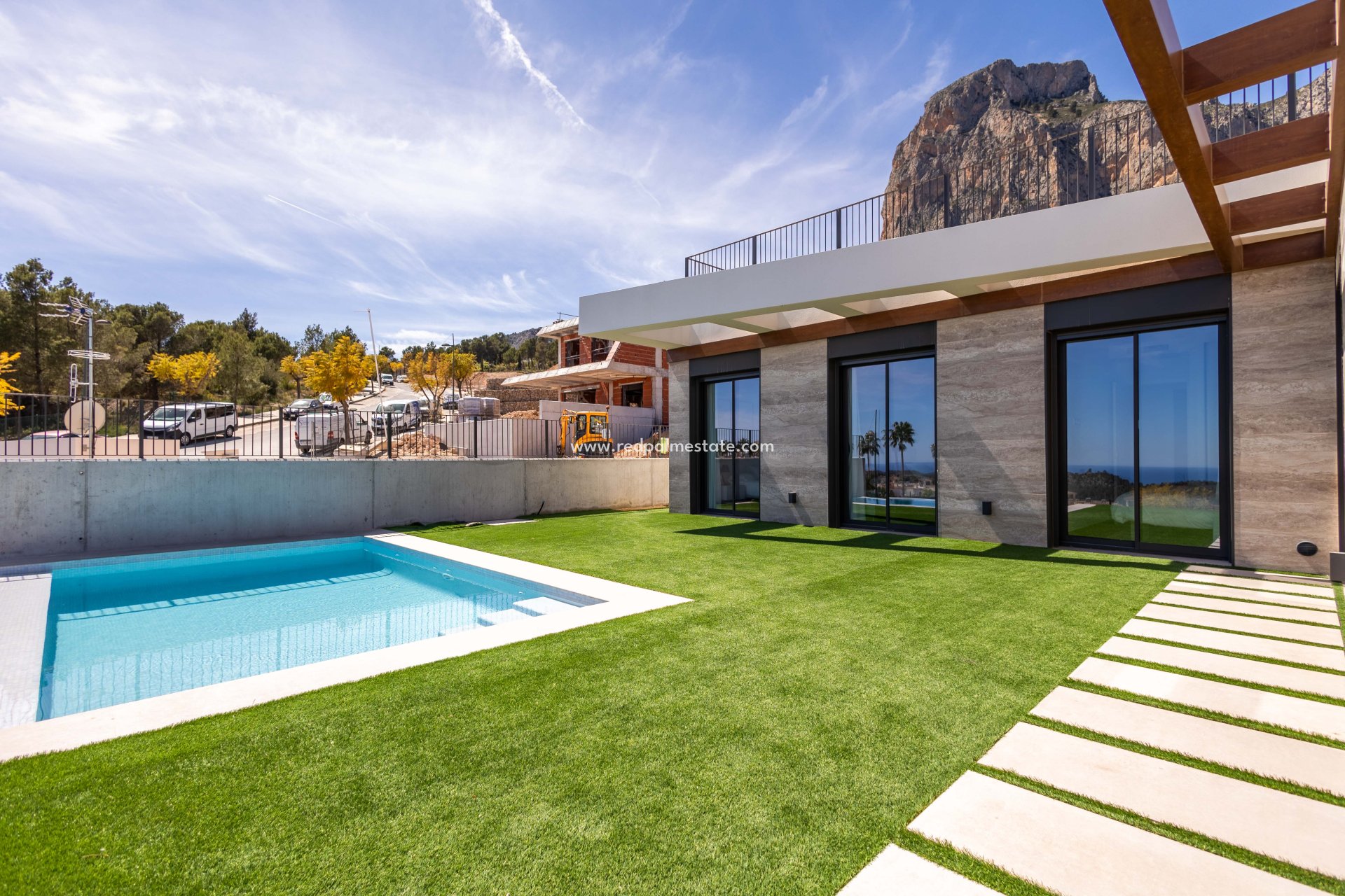 Obra nueva - Villa -
Polop