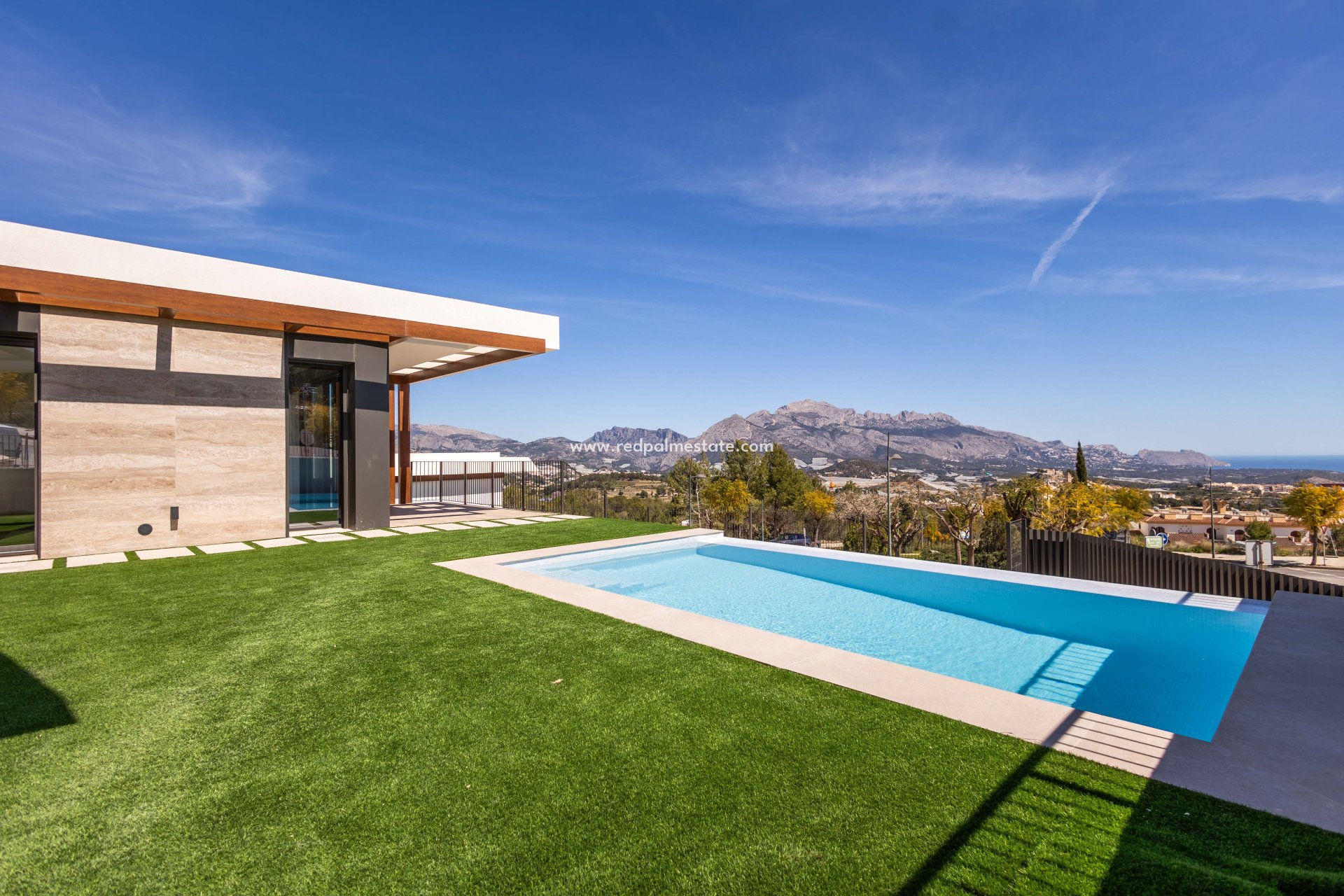 Obra nueva - Villa -
Polop