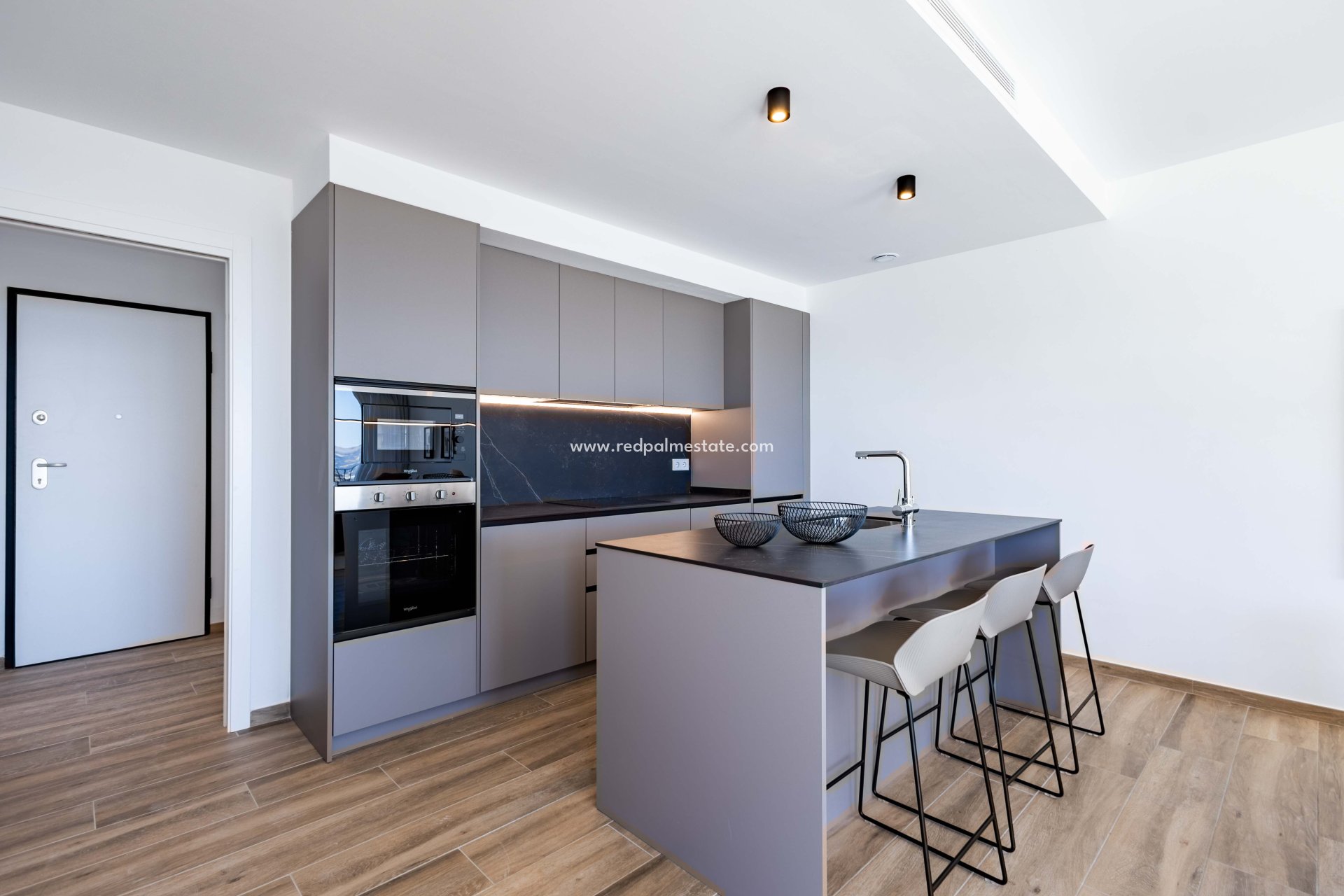 Obra nueva - Villa -
Polop