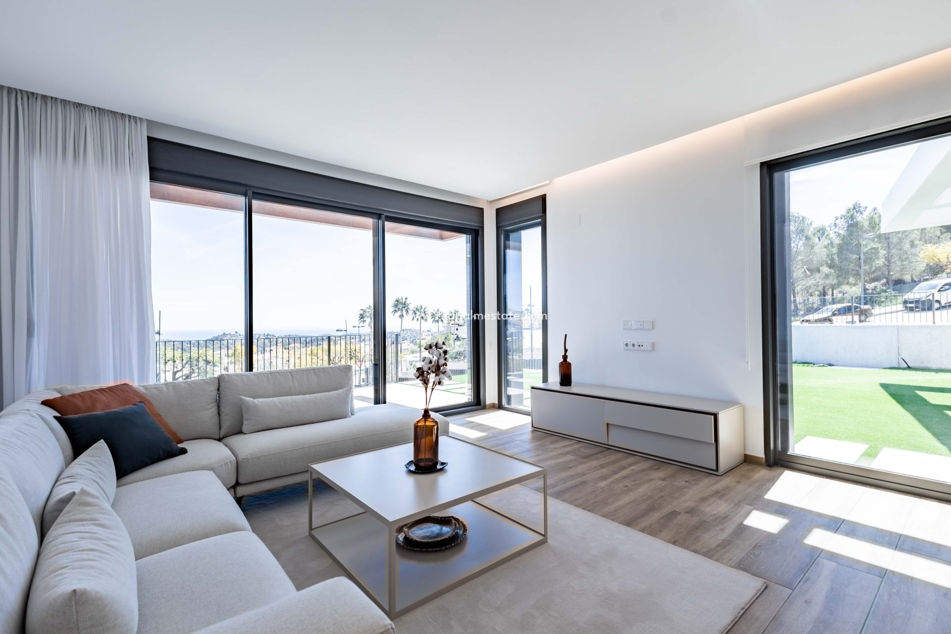 Obra nueva - Villa -
Polop