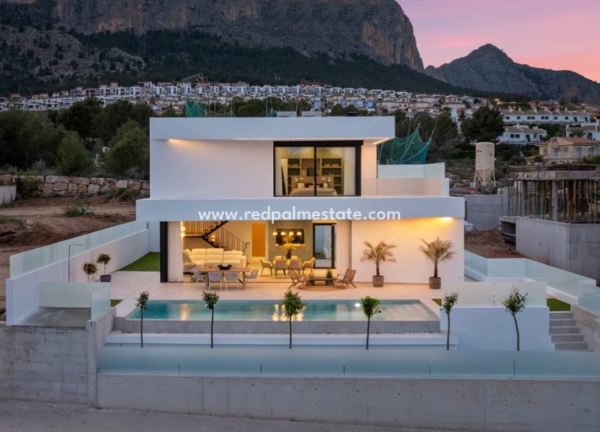 Obra nueva - Villa -
Polop