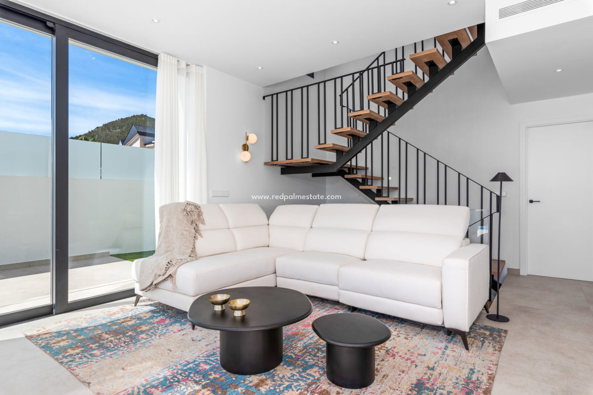 Obra nueva - Villa -
Polop