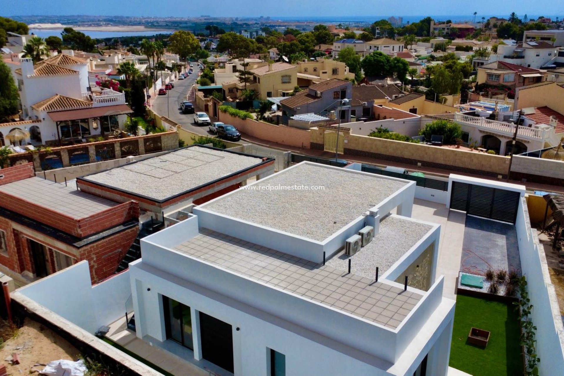 Obra nueva - Villa -
Torrevieja - Los altos