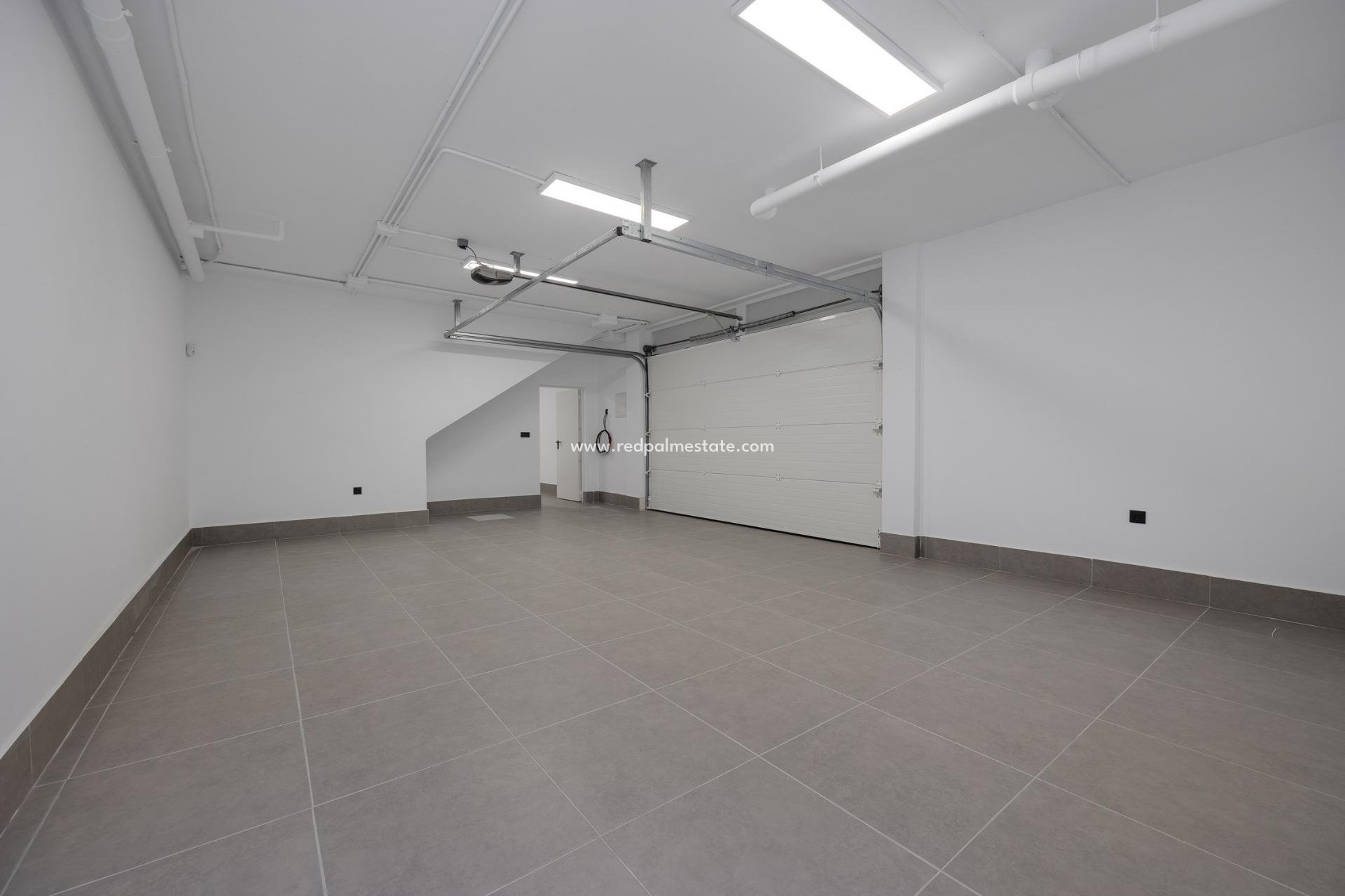 Obra nueva - Villa -
Torrevieja - Nueva Torrevieja - Aguas Nuevas