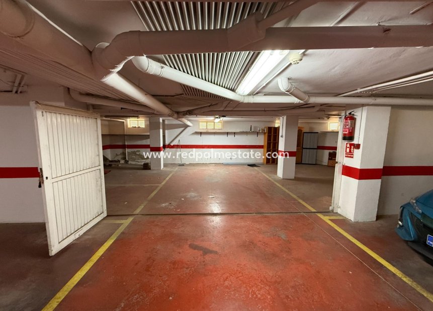  - Parkering -
Torrevieja - Centro Torrevieja