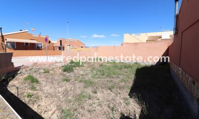 Plot - Resale - Daya Nueva -
                Daya Nueva