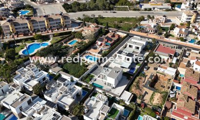 Plot - Resale -
            Orihuela Costa - DMB-49318